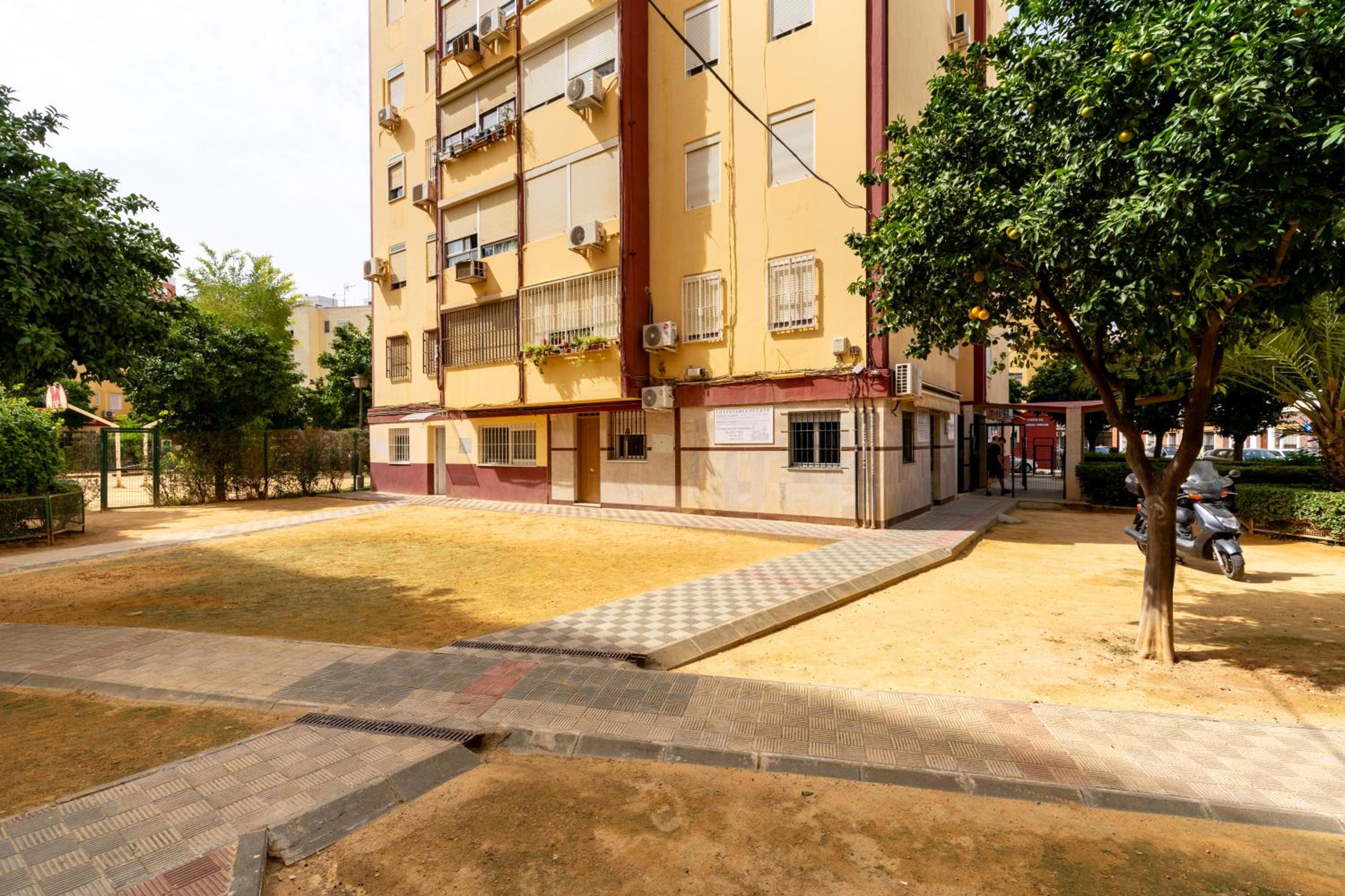 Whitey House in Triana
