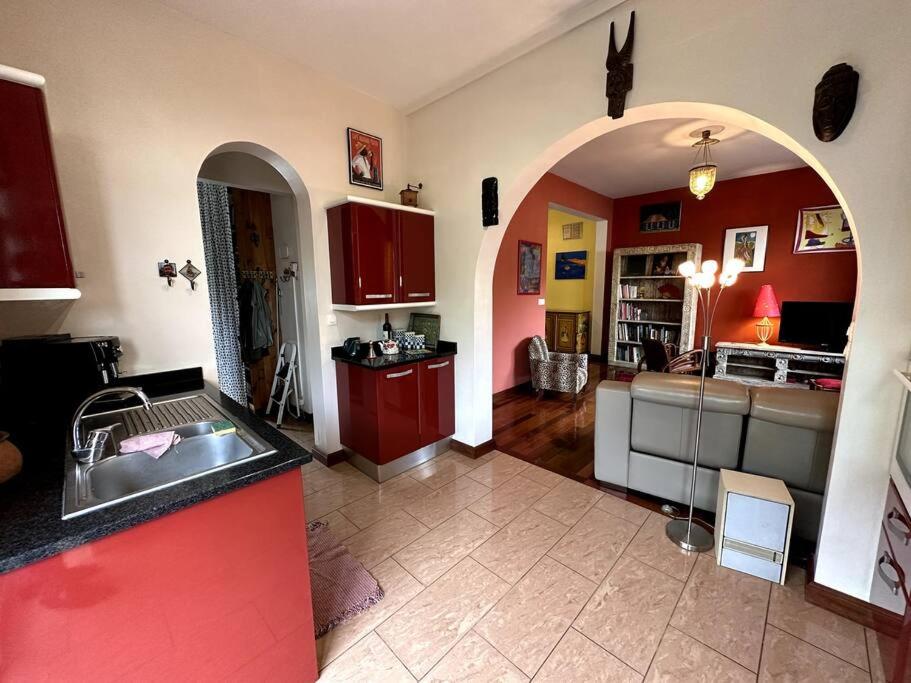 Photo 6