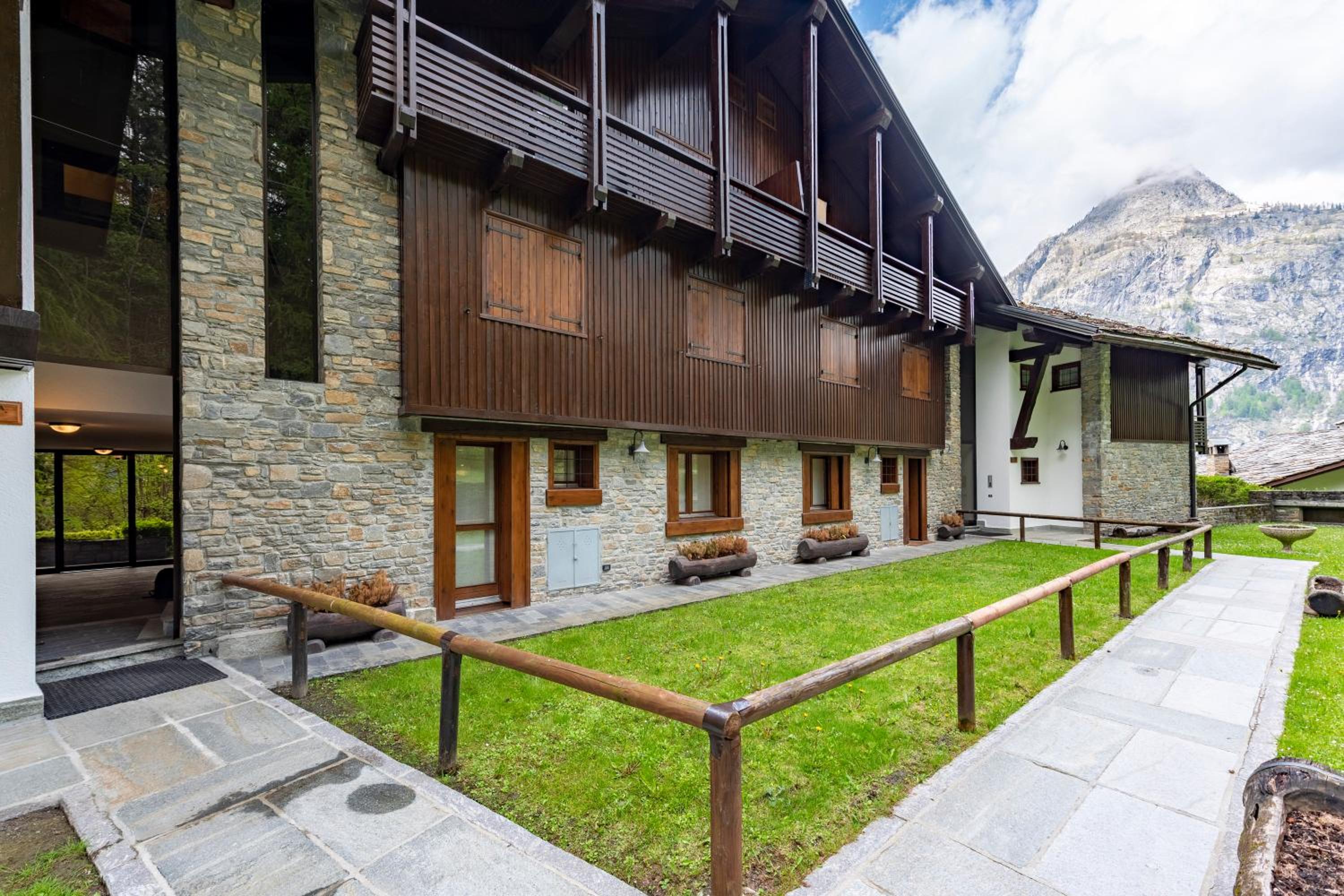 Plan Gorret Beautiful Flat In Courmayeur view 5