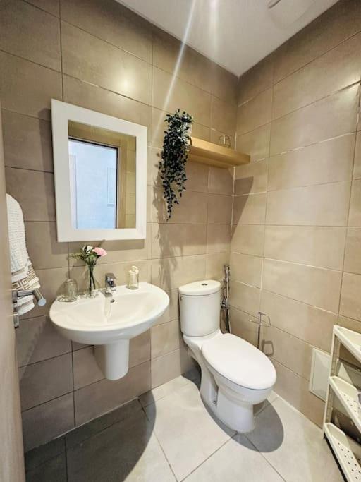 Lujoso y Moderno Apartamento en Costa Mar