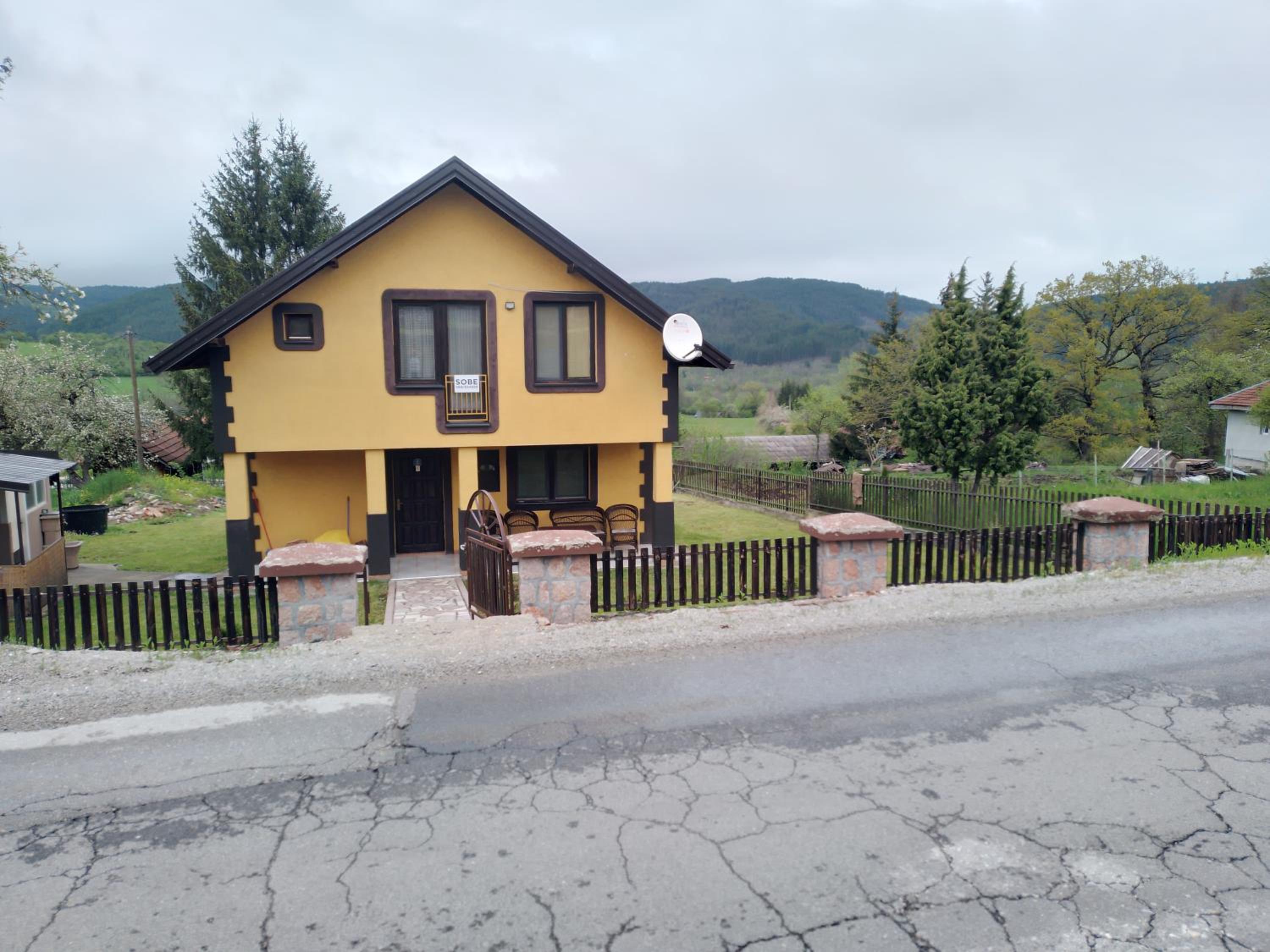 Photo 11