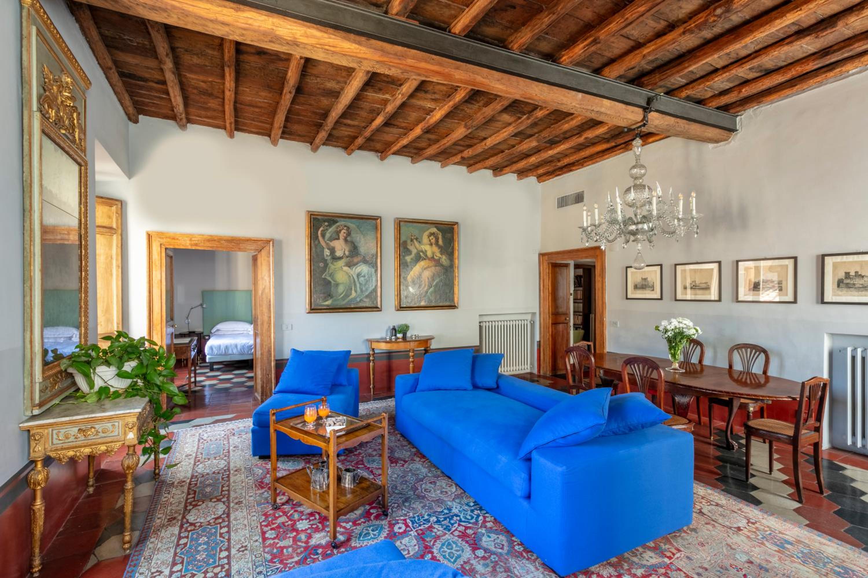 ROMAC Leone Apartments