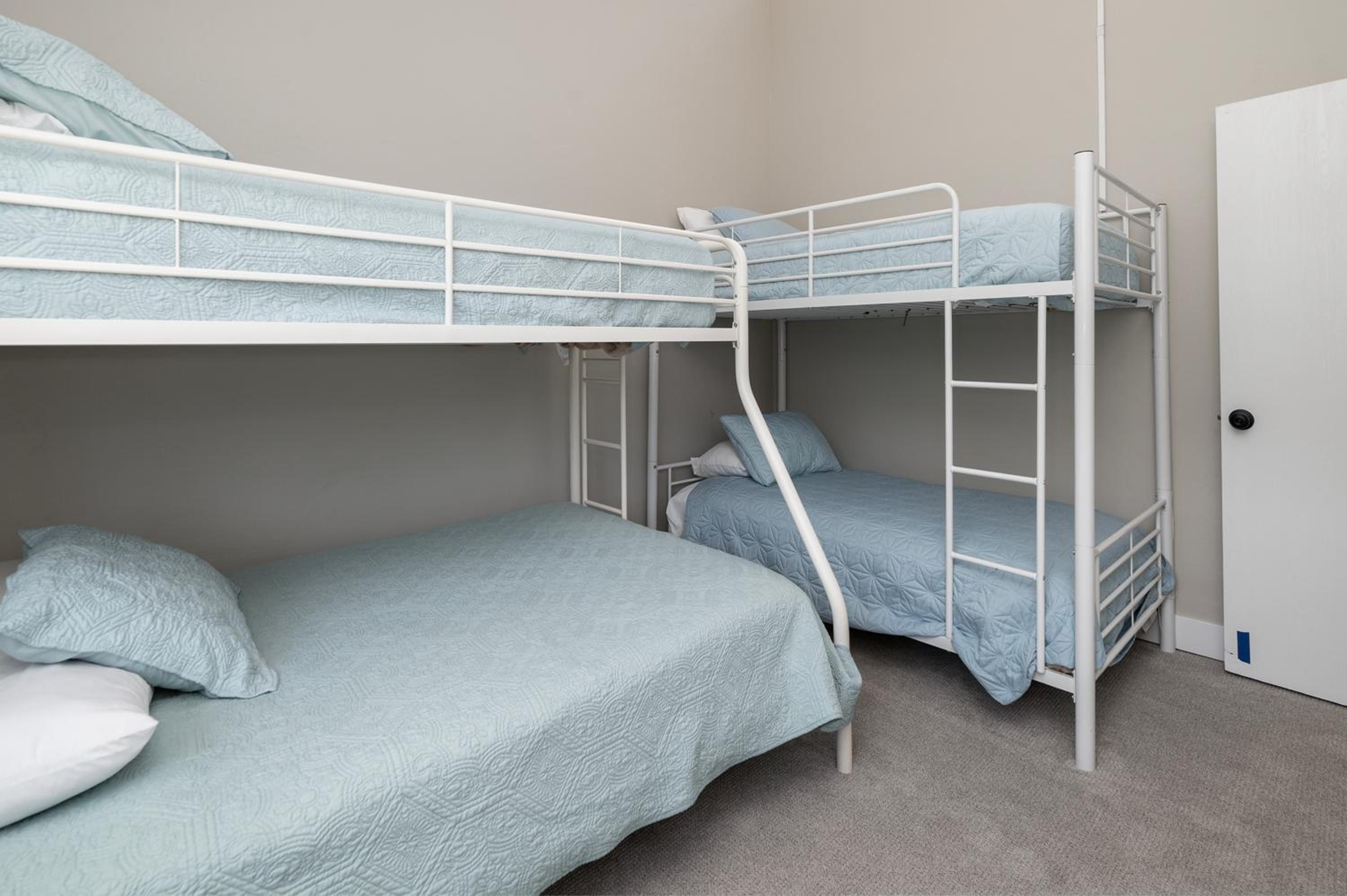 Meadow Ridge Court 18 Unit 11