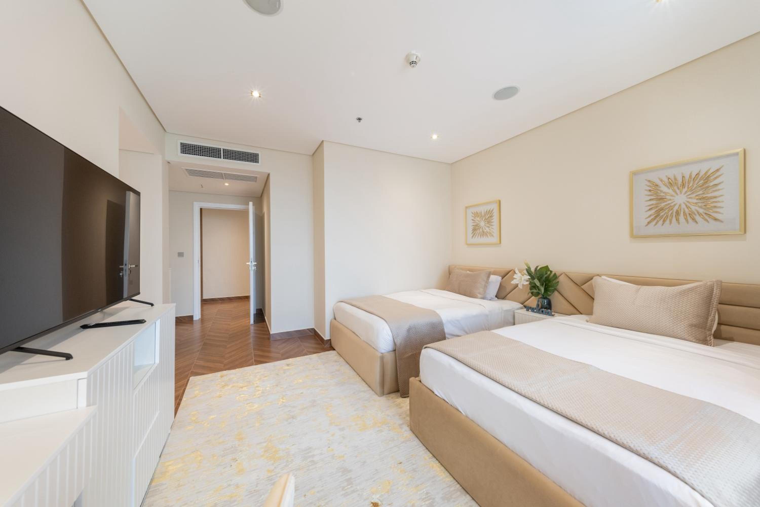 EDEN'S Homes & Villas - Anantara The Palm Residences