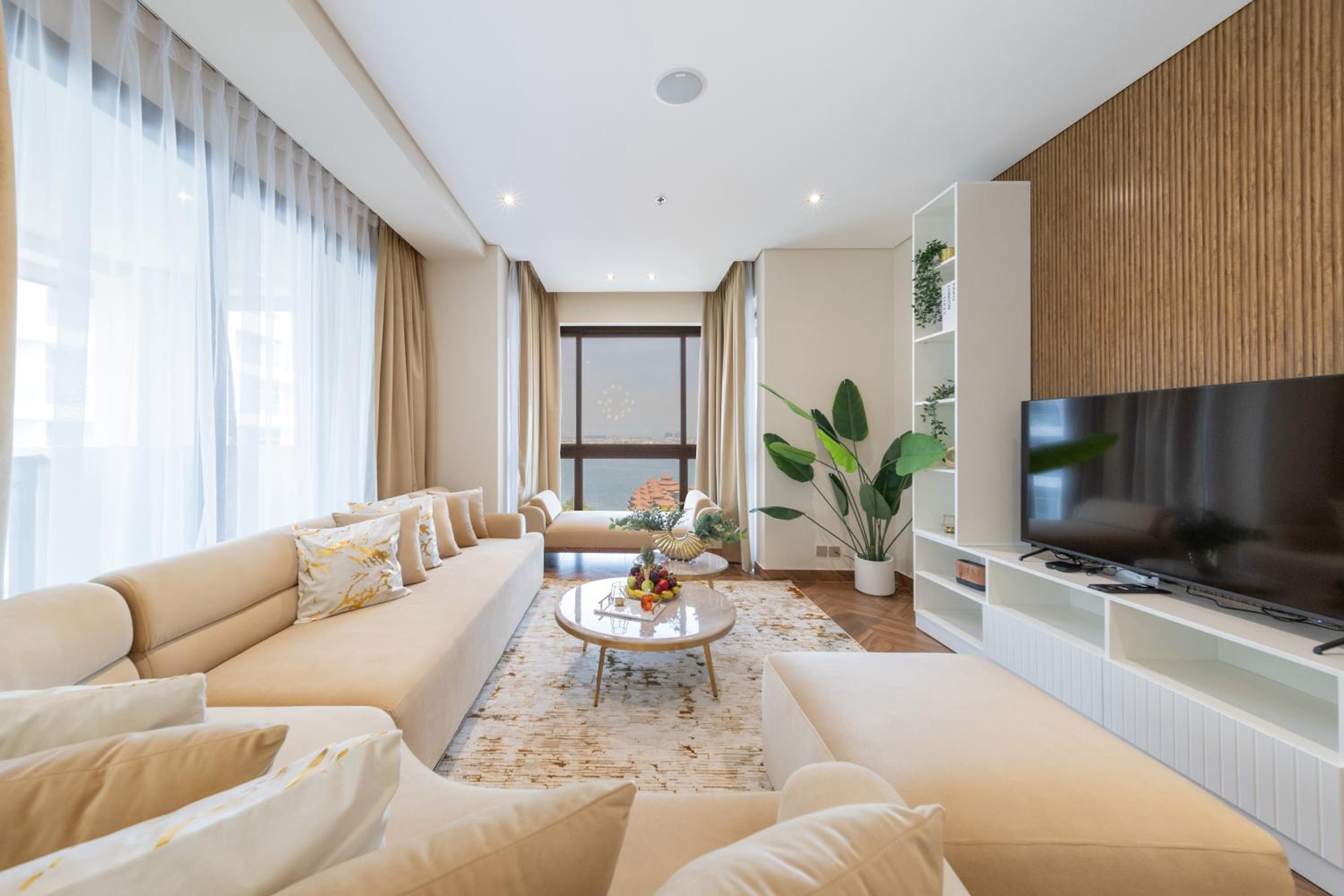 EDEN'S Homes & Villas - Anantara The Palm Residences
