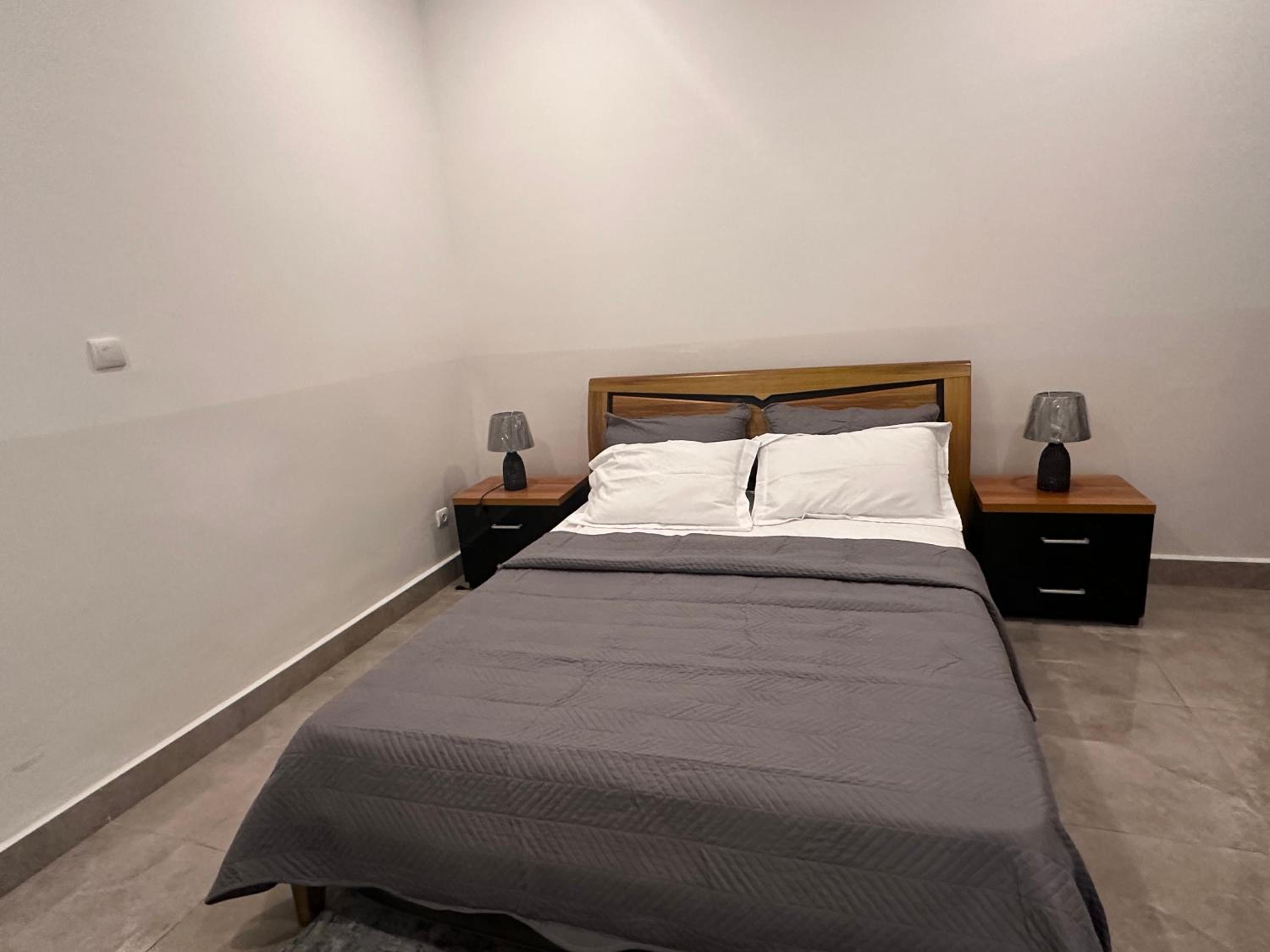 Chambre salon meublé au Wharf