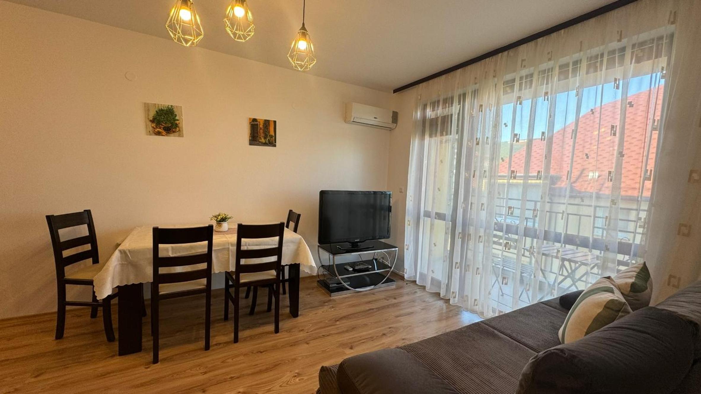 Bratanov Siana 5 Apartment