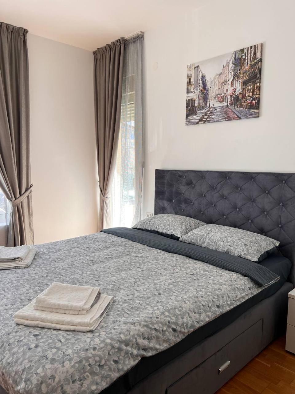 Status complex apartments new