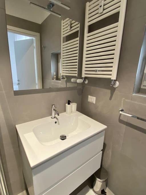 Caesar apartment