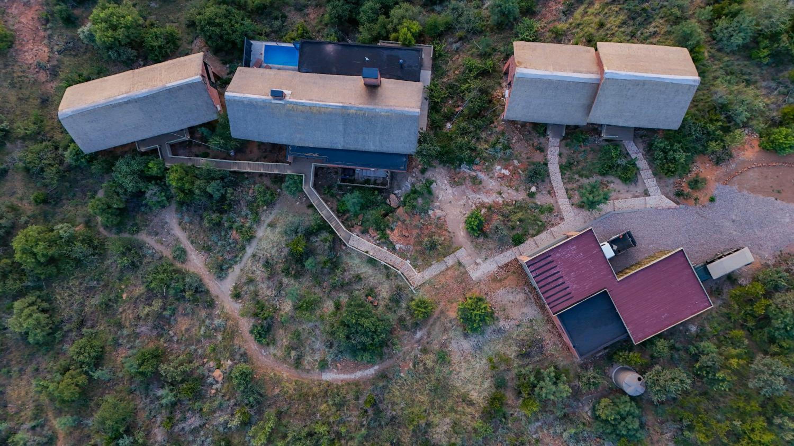 Cliffhanger Lodge