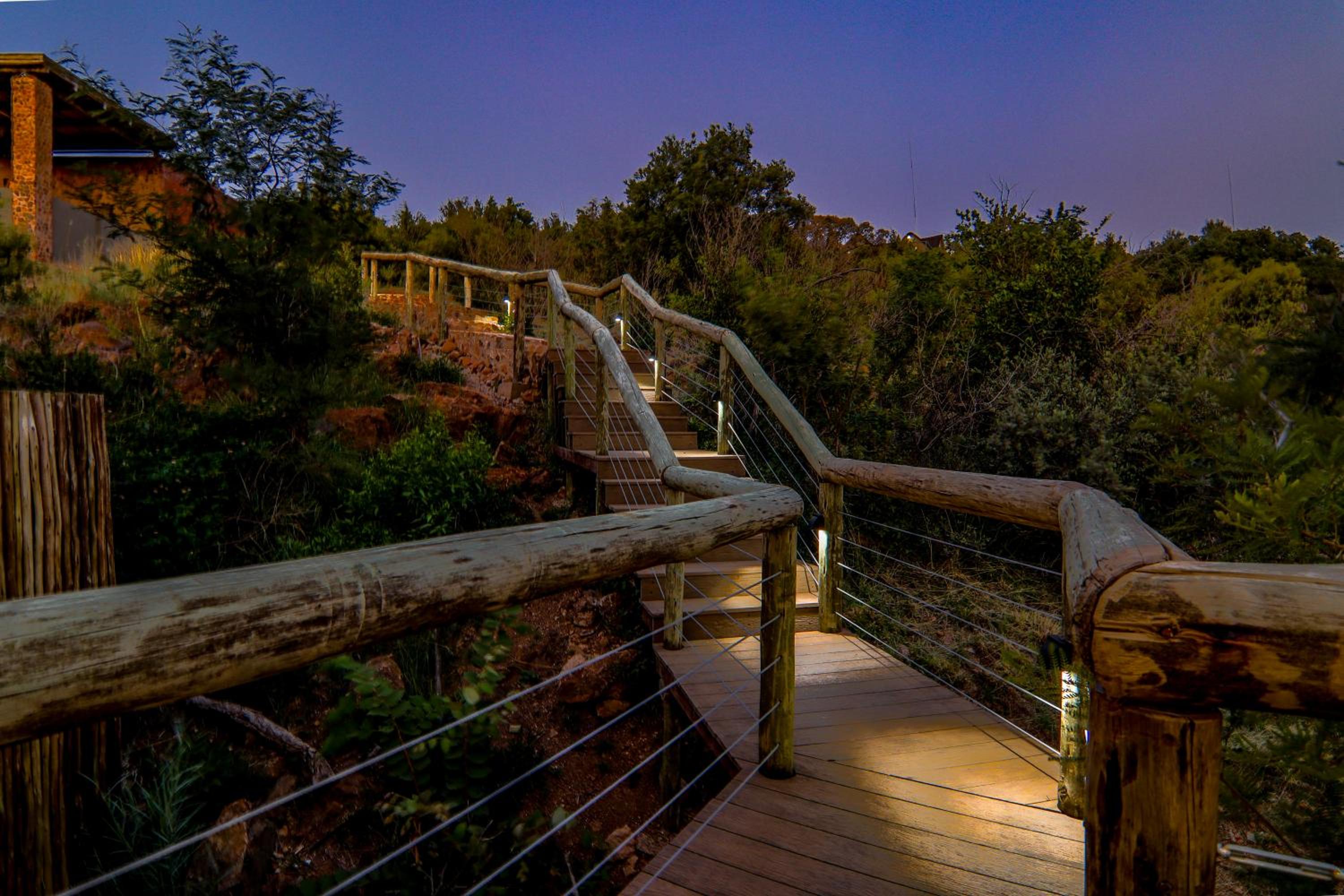 Cliffhanger Lodge