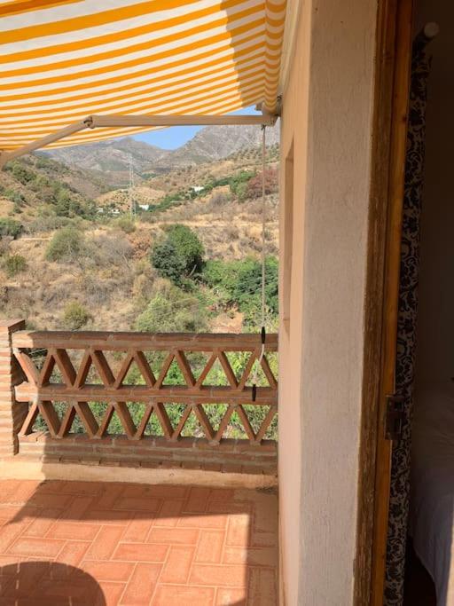 Las Golondrinas, authentic Cortijo in the hills of Almuñécar