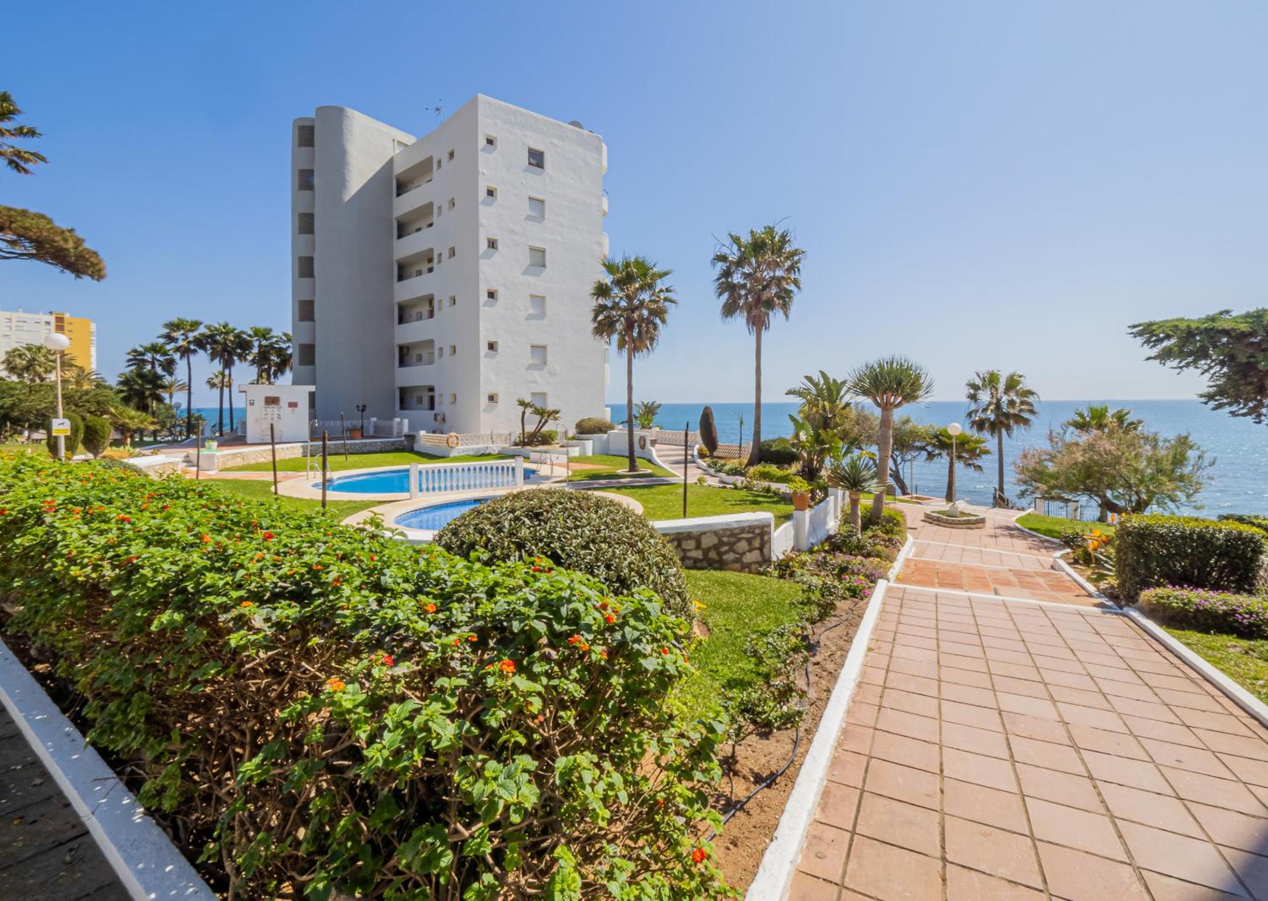 Cubo's Apartamento Algaida Calahonda Beach