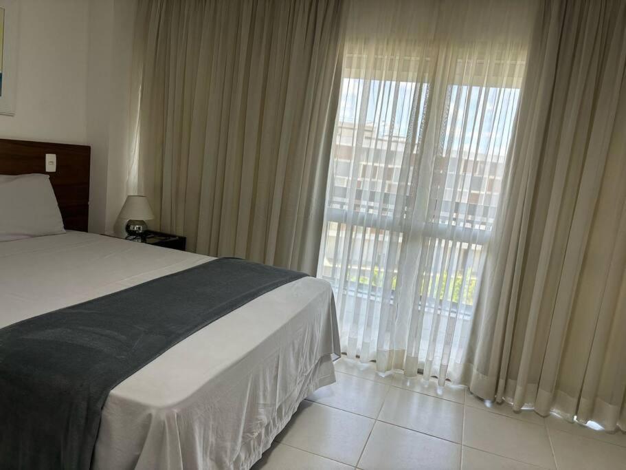 Flat com varanda e localização privilegiada-Vision