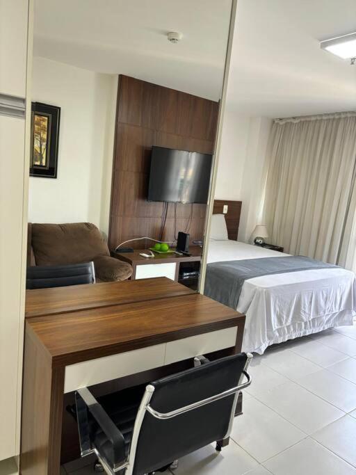 Flat com varanda e localização privilegiada-Vision