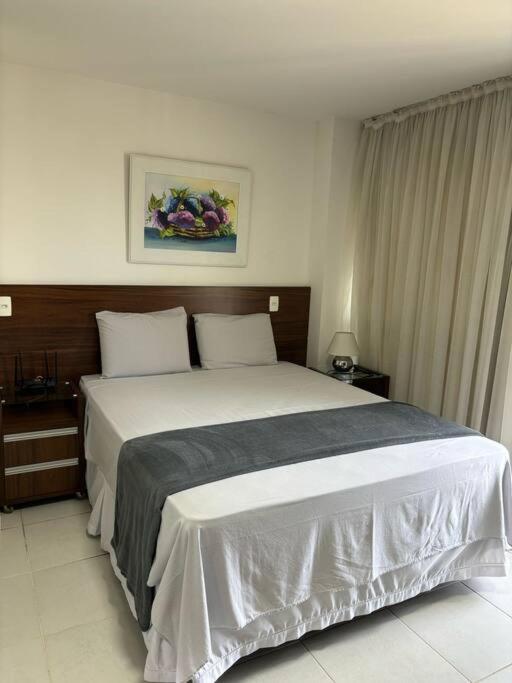 Flat com varanda e localização privilegiada-Vision