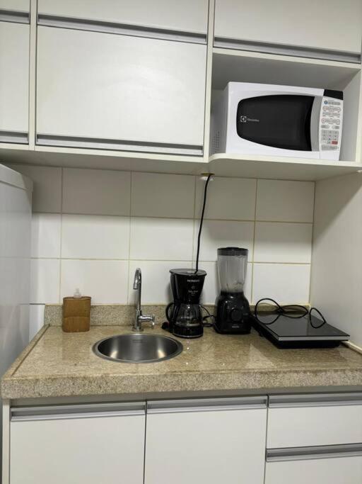Flat com varanda e localização privilegiada-Vision