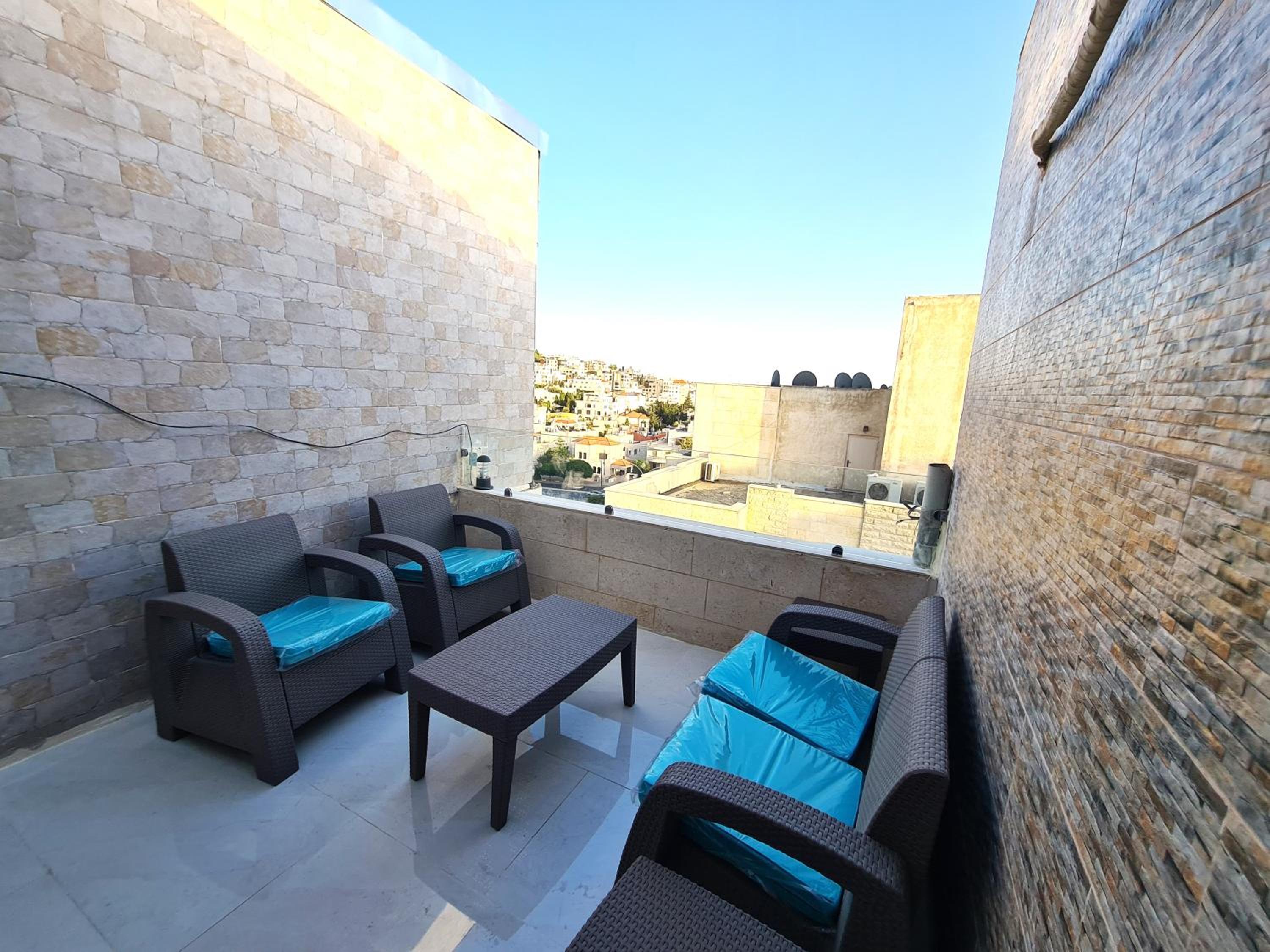 Dair Ghbar Gate Apartments
