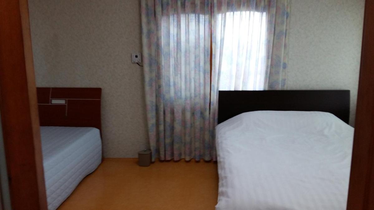 Shinyang Beach Pension