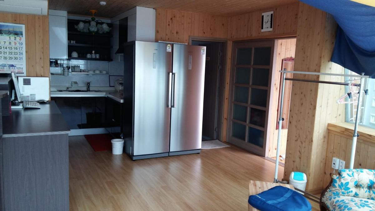 Shinyang Beach Pension