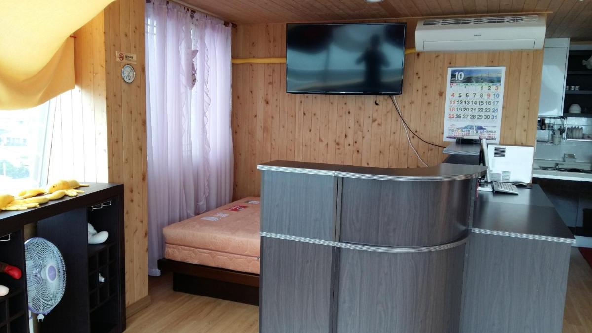 Shinyang Beach Pension