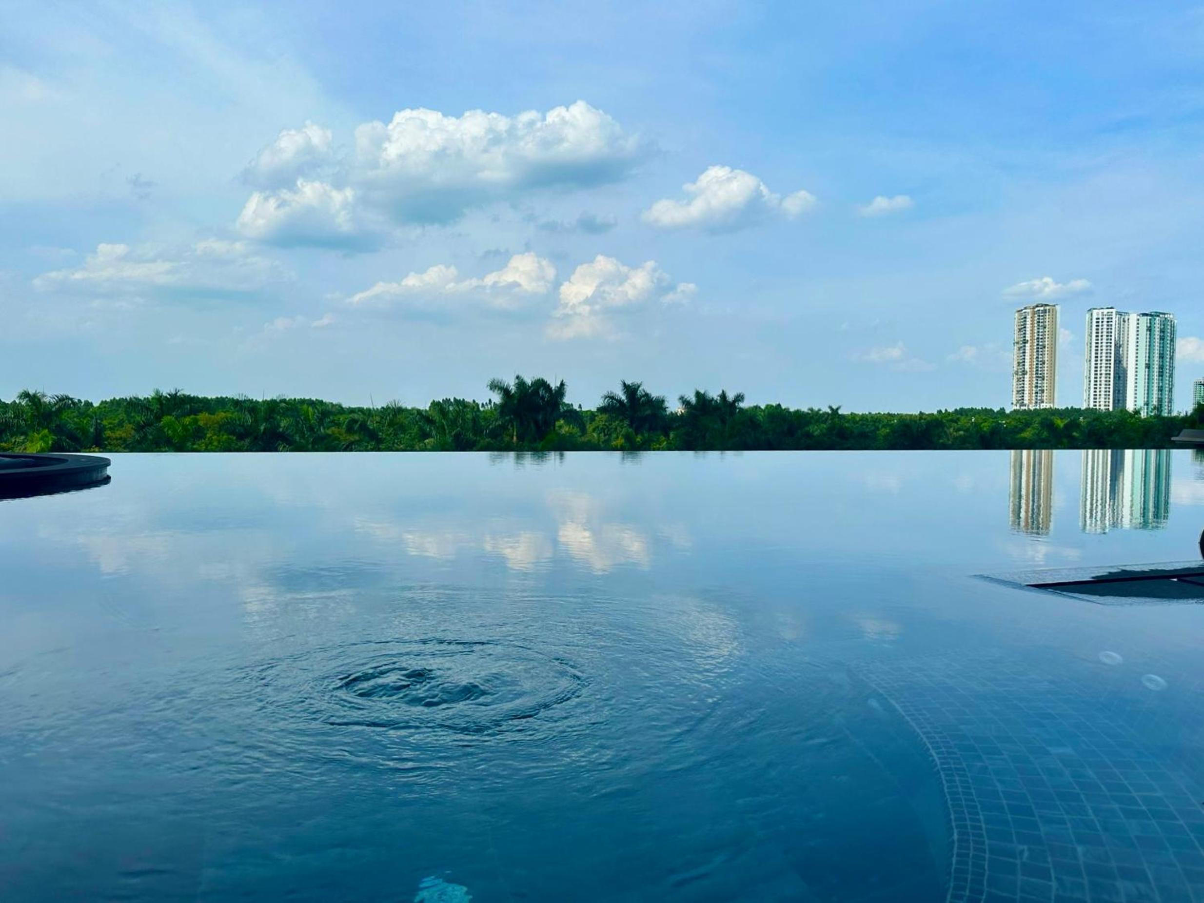 Rose homestay Ecopark