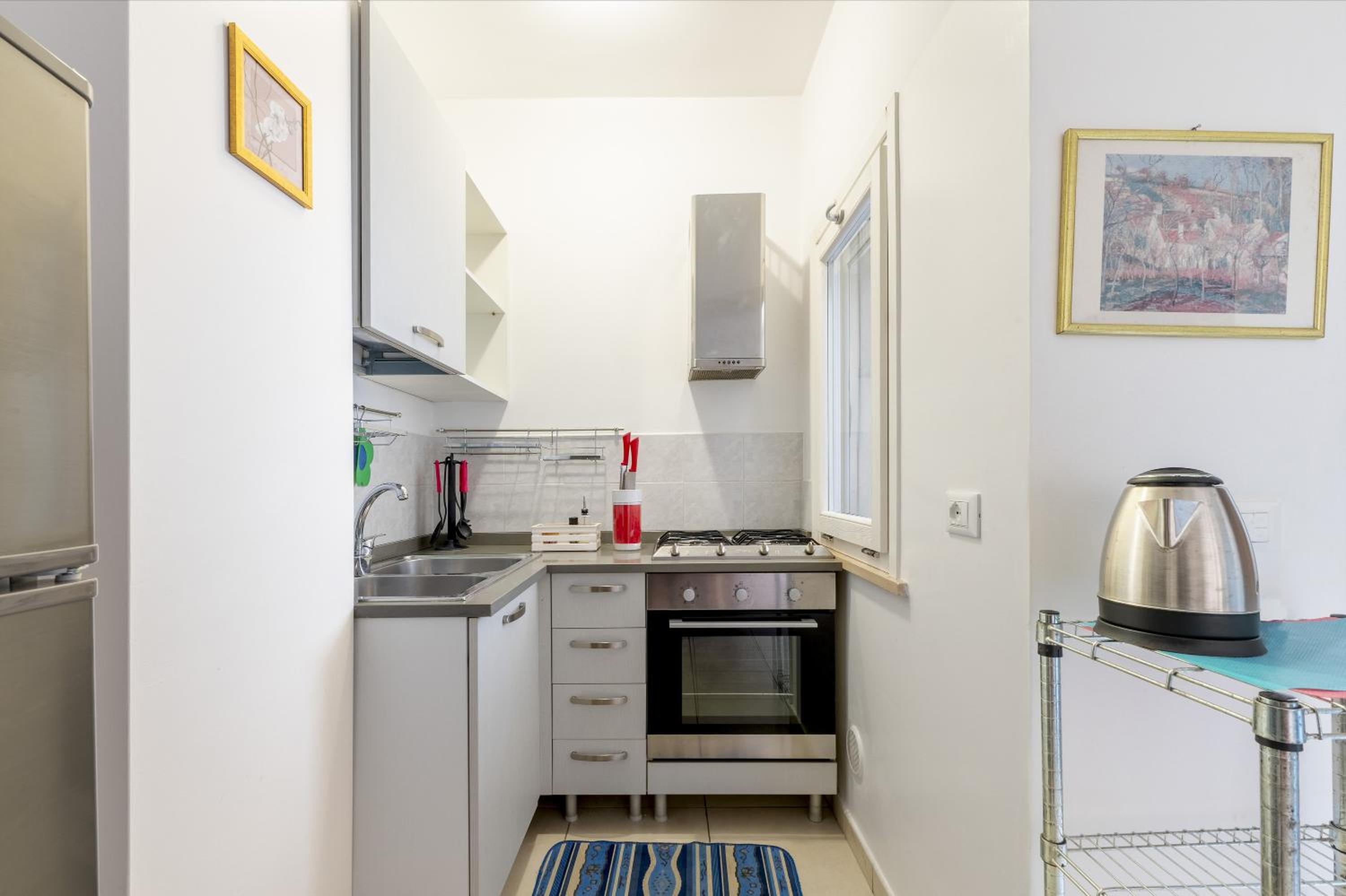 A Due Passi Dal Centro Bilo en Otranto — kitchen