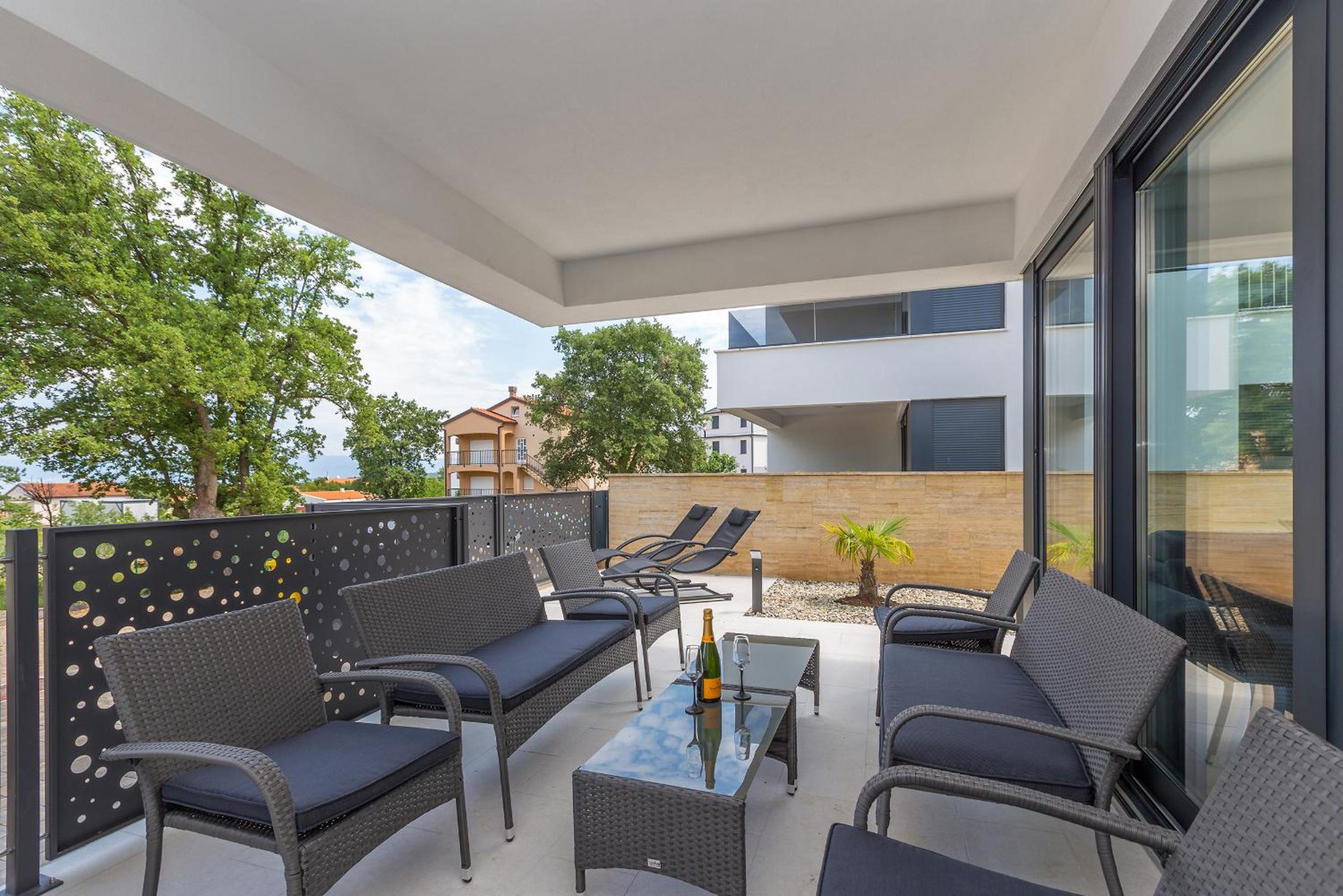 Modern holiday house JASMINKA