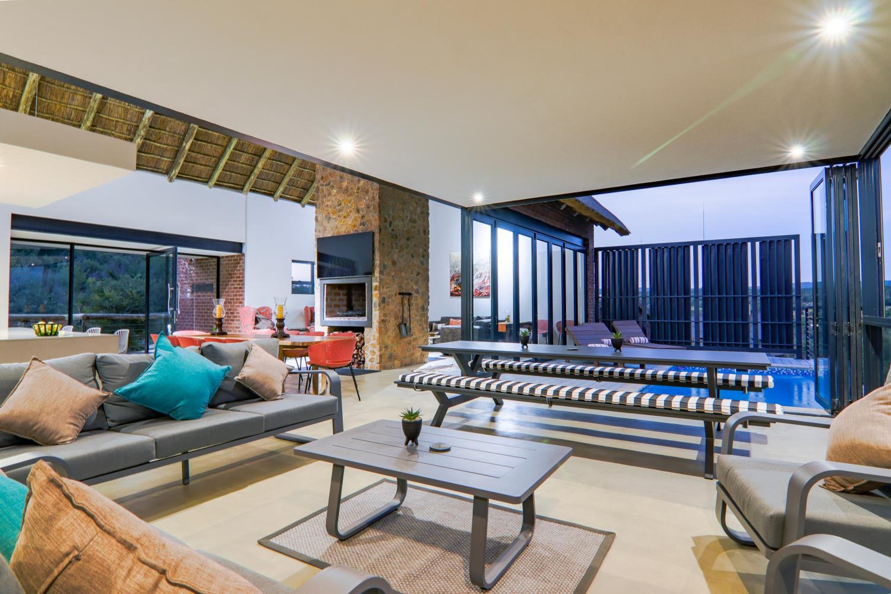 Cliffhanger Lodge