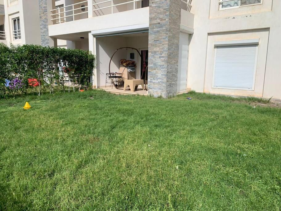 Amwaj Chalet with private garden