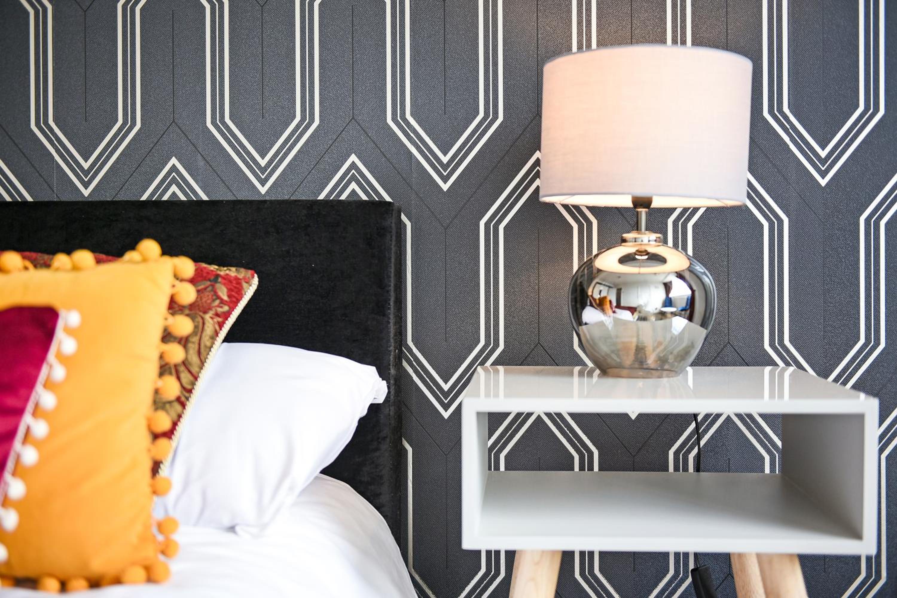 Stylish & Comfy Chelsea Haven Walk to Tube & Bus