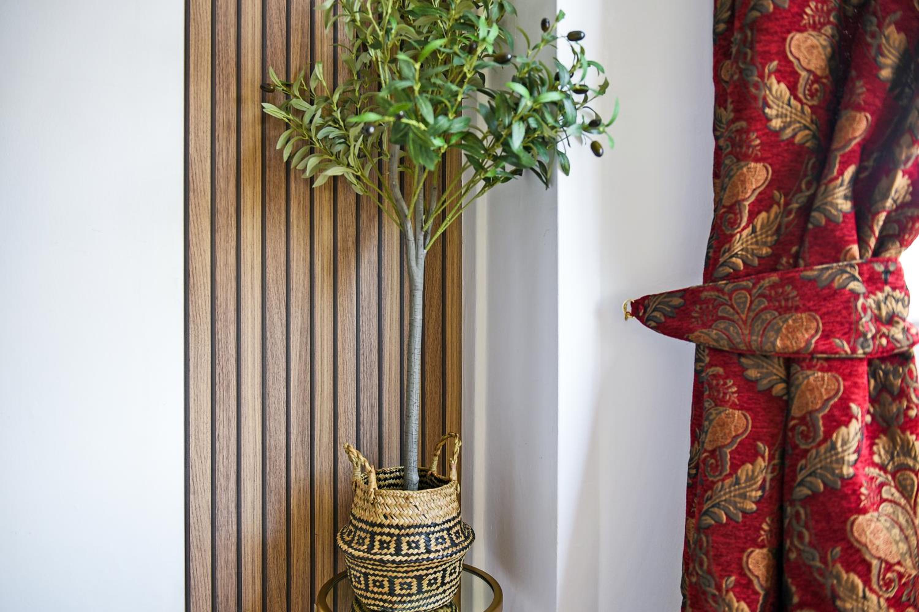 Stylish & Comfy Chelsea Haven Walk to Tube & Bus