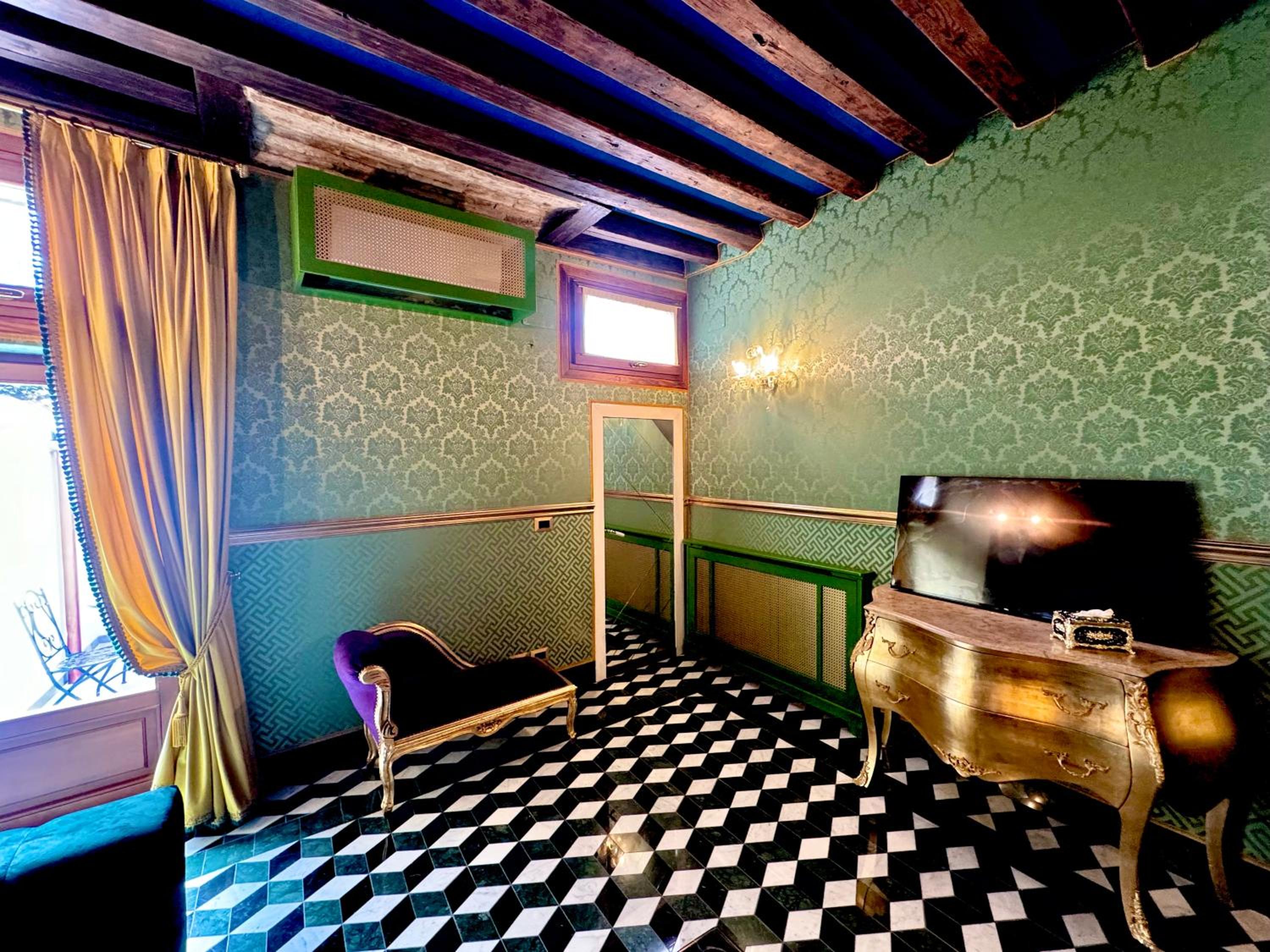 hotel room