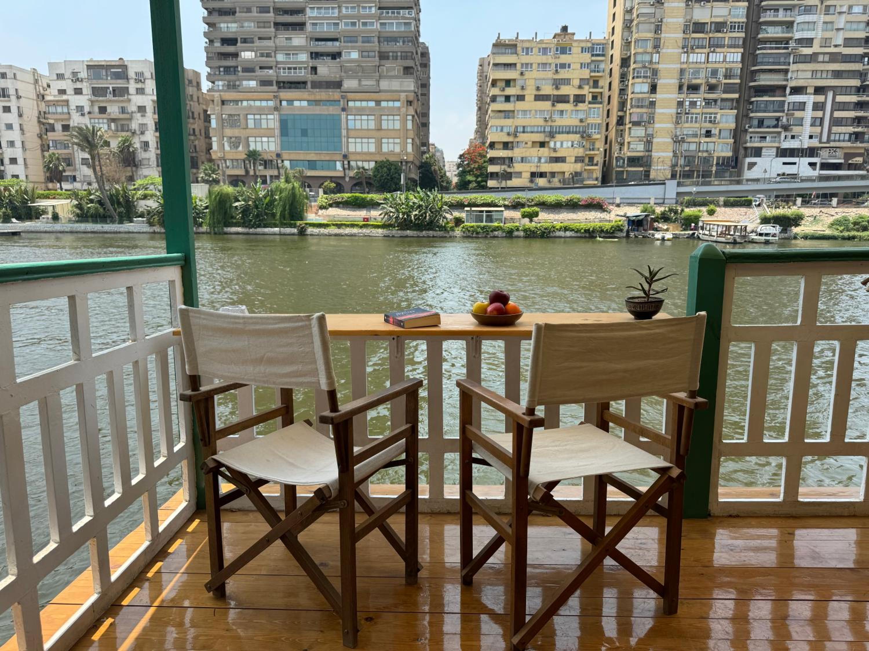 Houseboat65 - Historic home on the Nile - Central Cairo