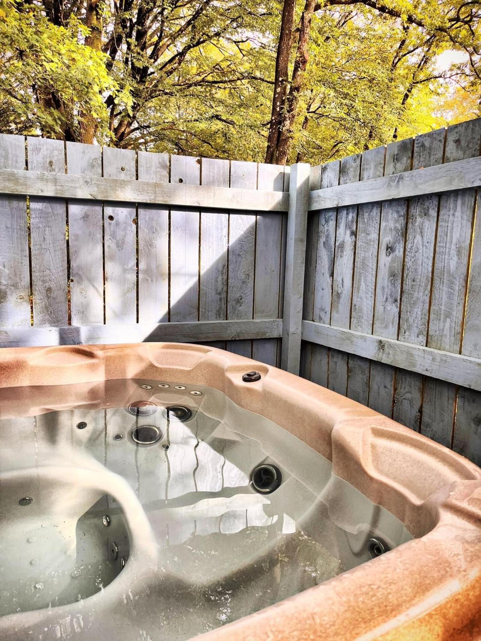 Snowdrop 10-Hot Tub-Woodlandlodges-St Clears-Pembrokeshire view 3