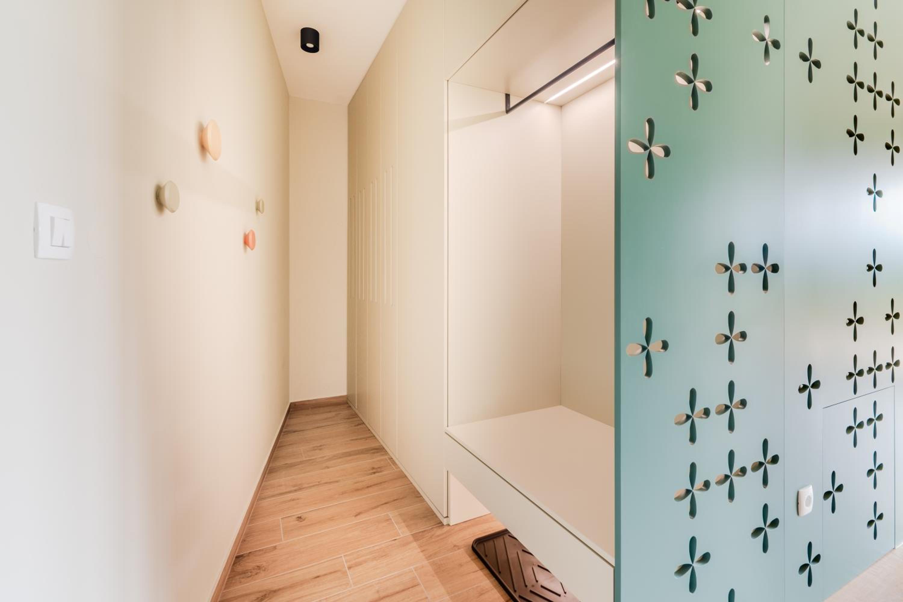 Apartment Hajdi with Sauna & Garage