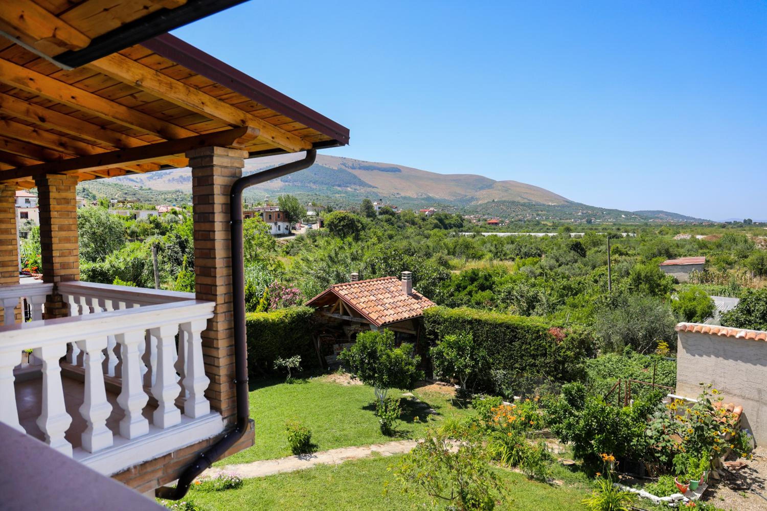 Villa Lejzo - Swimming Pool