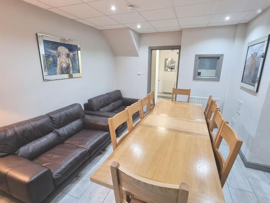 Cardiff Bay Townhouse Whole Property