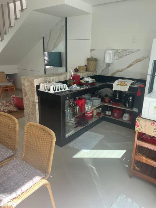 Casa Climatizada Duas Suítes, Perto da Praia