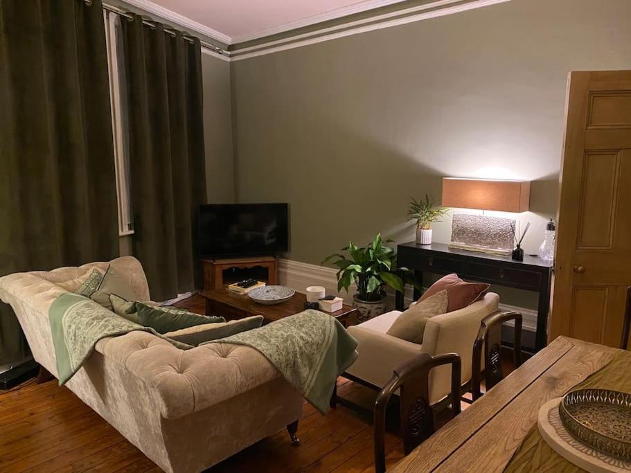 Stylish & Cosy West Hampstead Home