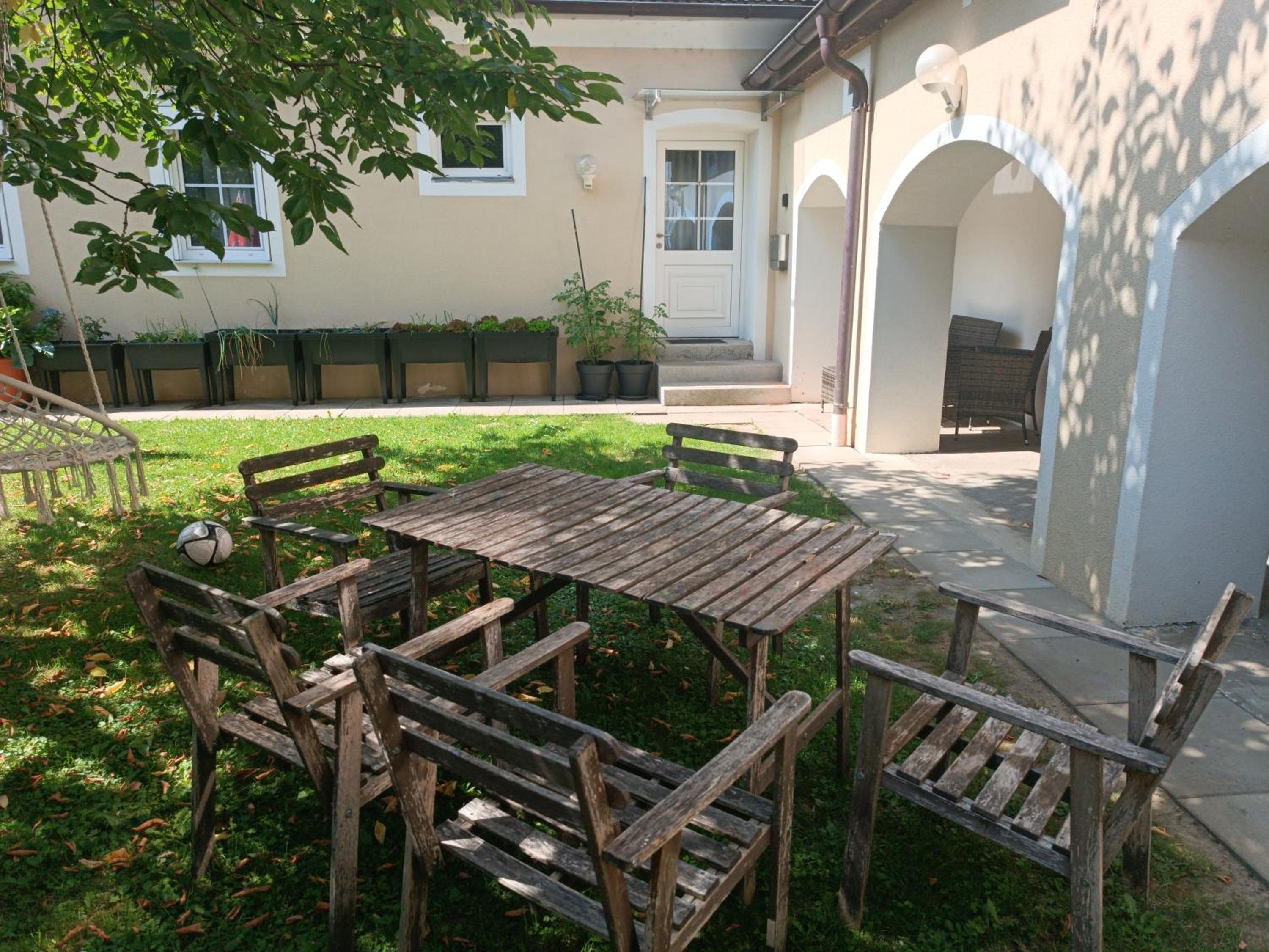 Edelsbacher Ferienhaus mit eigenen Garten