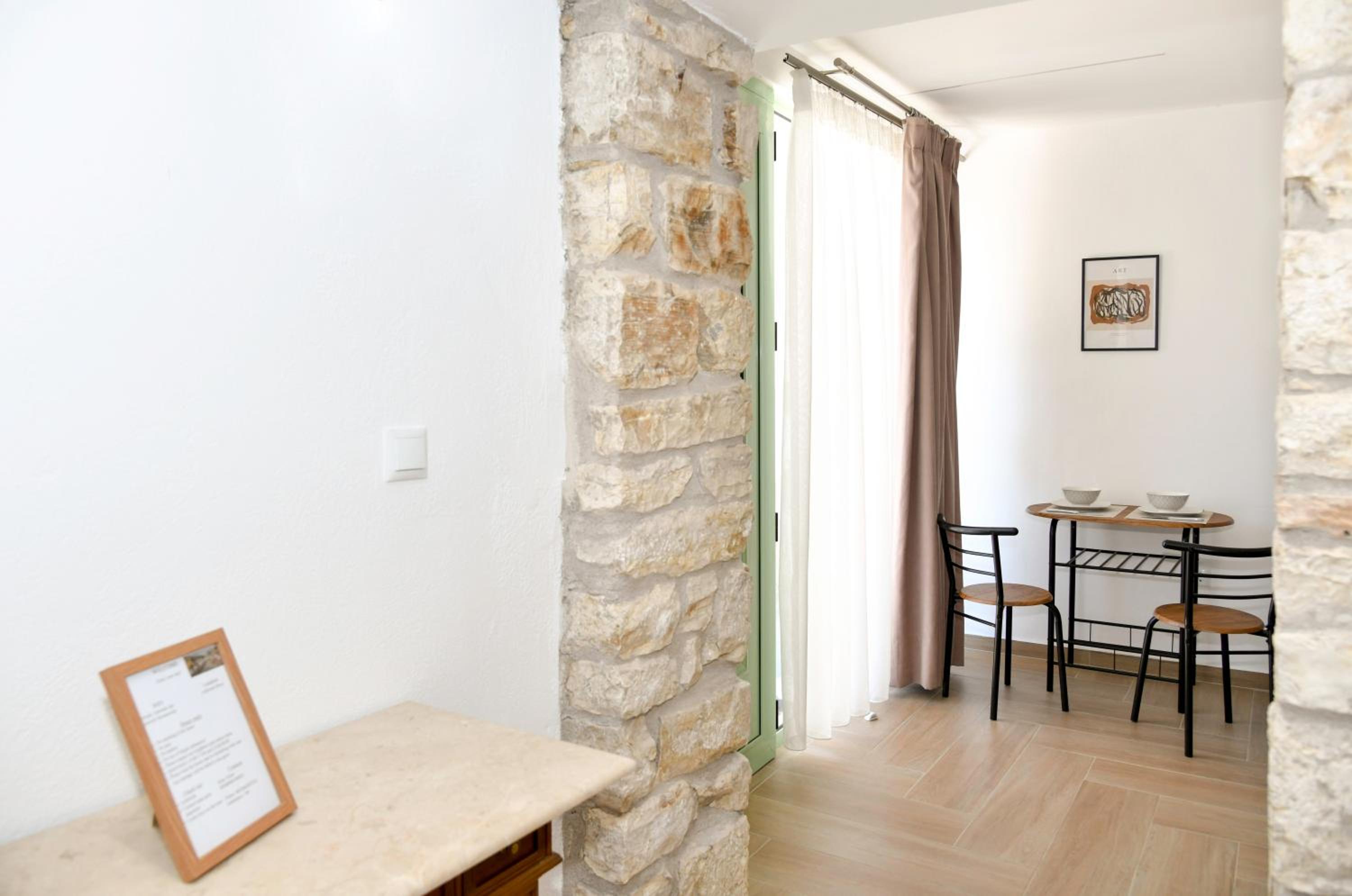 Captain theo apartment Annoula