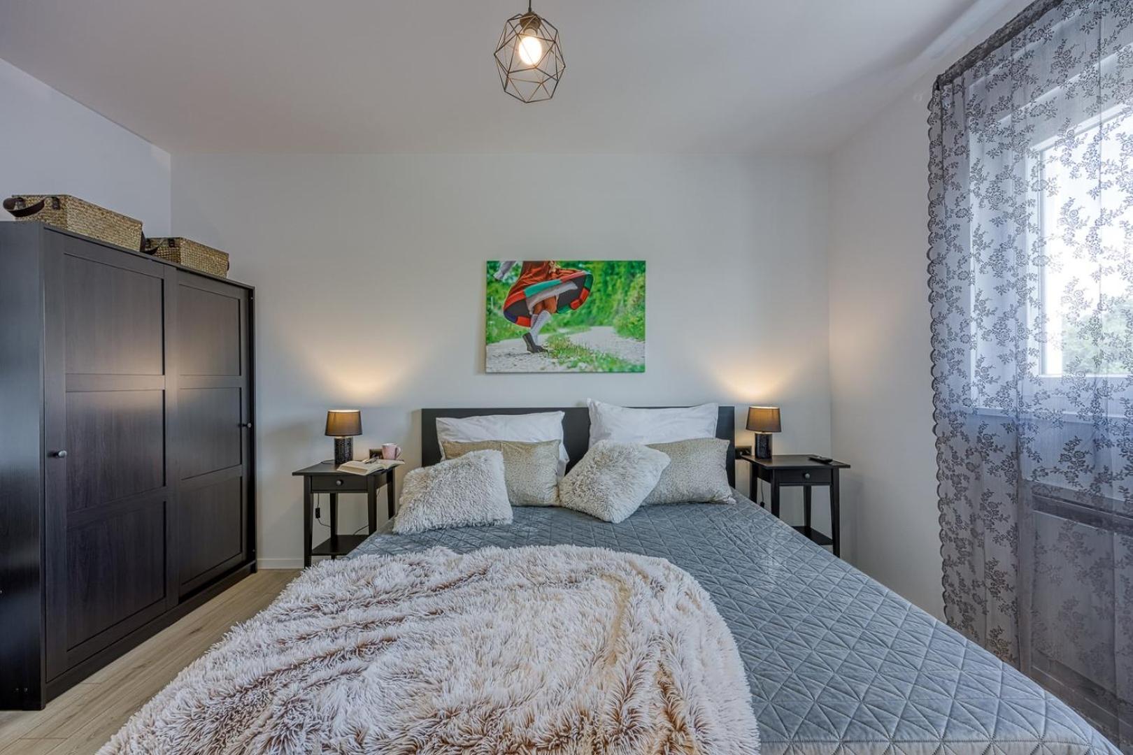 Modern apartment Ana with Jacuzzi and Pool
