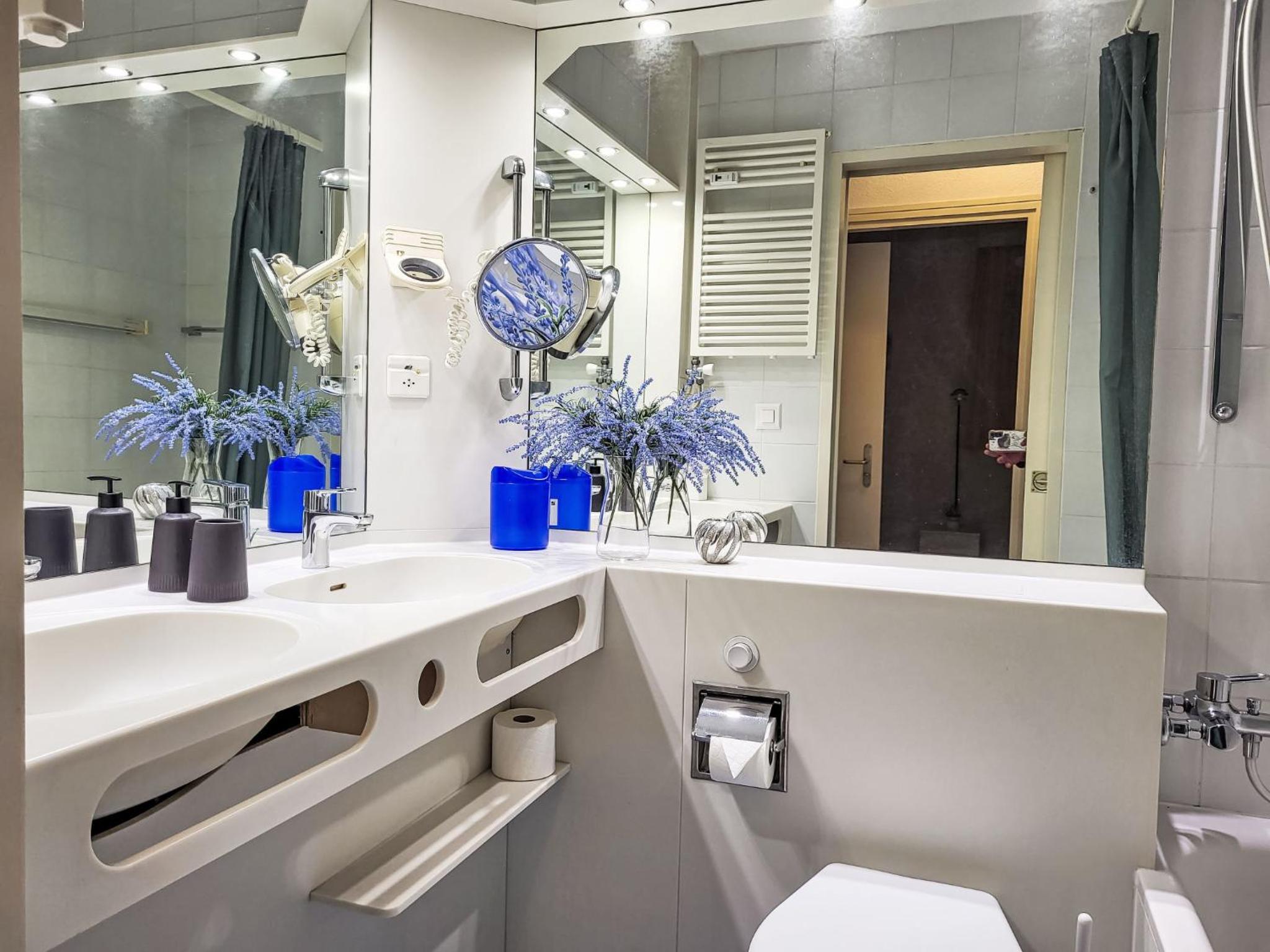 Apartment Lago di Lugano Relax Apt-604 by Interhome