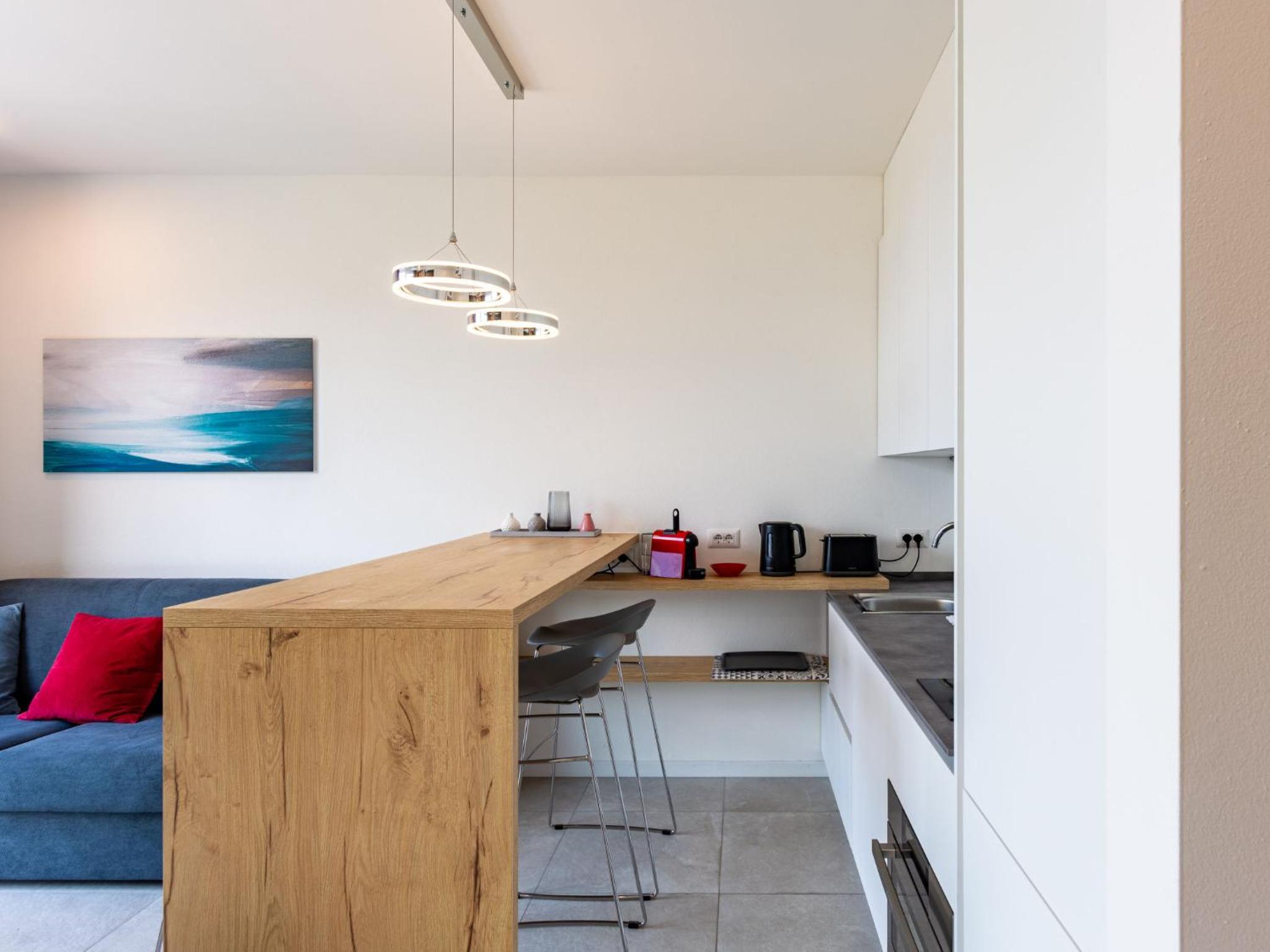 Apartment Lakeview Terrace by Interhome