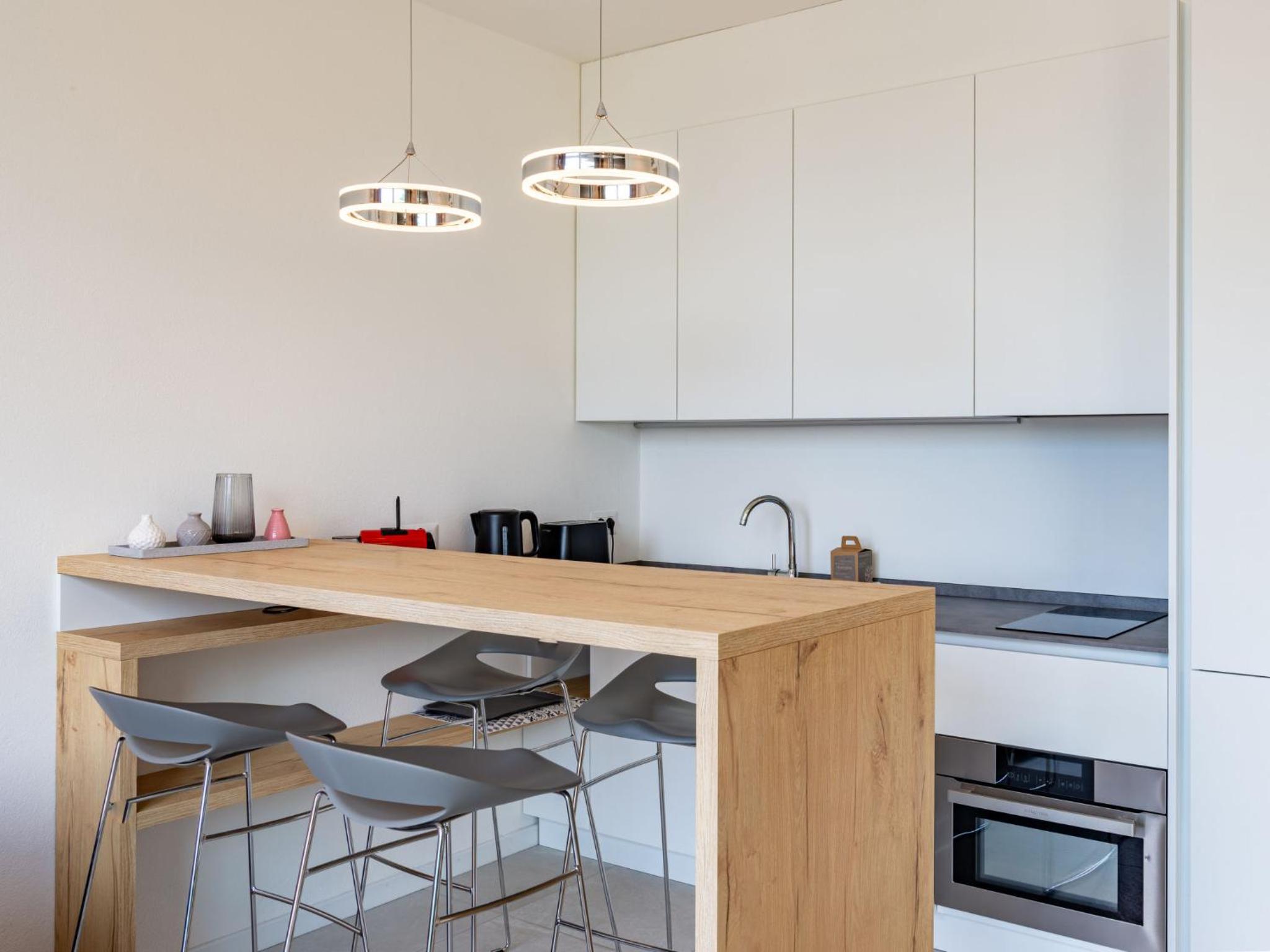 Apartment Lakeview Terrace by Interhome