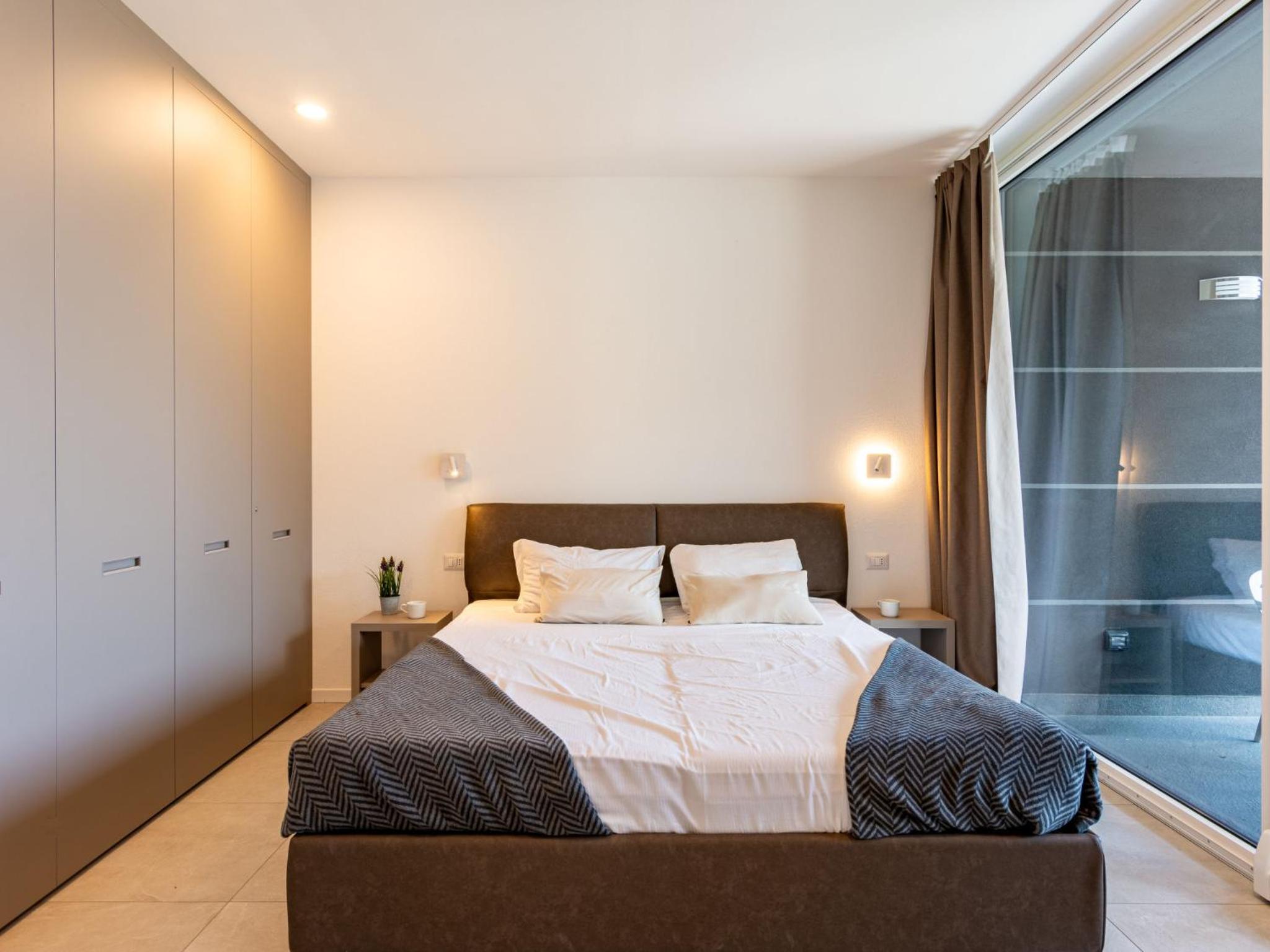 Apartment Lakeview Terrace by Interhome