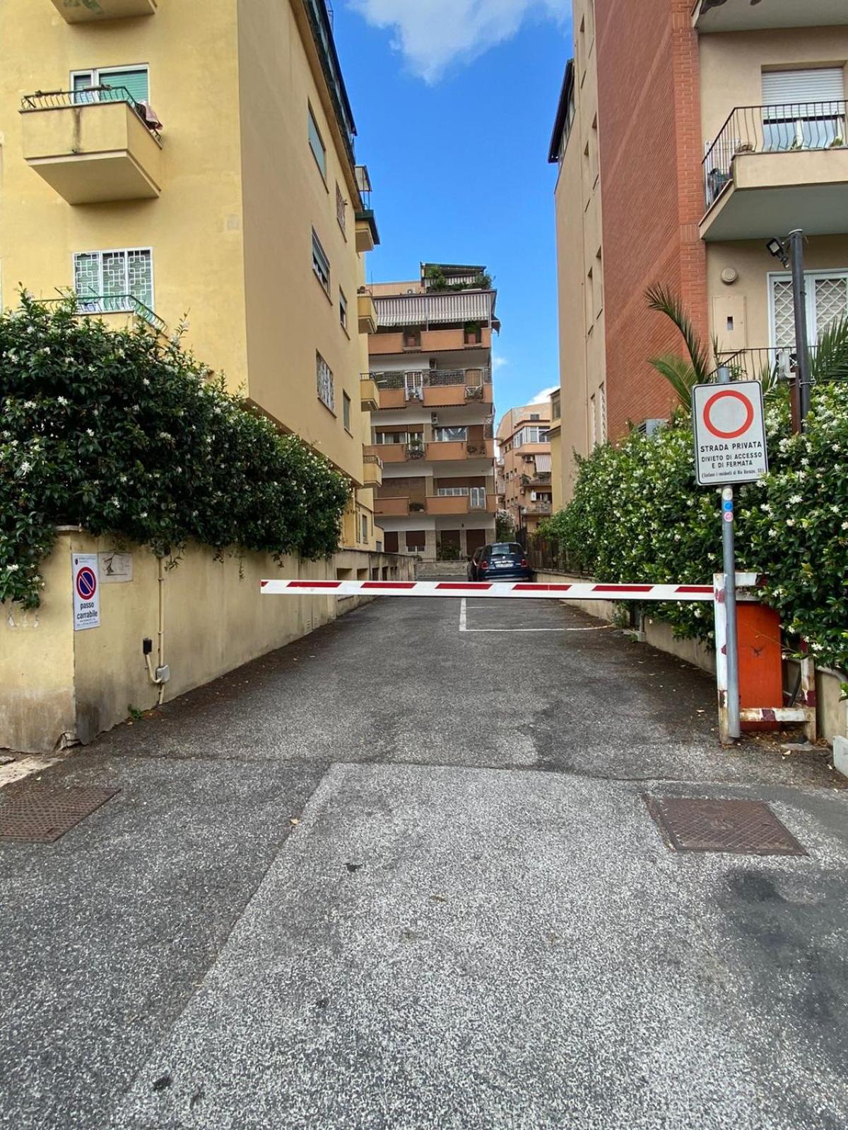 Casa Tua a Roma Centro con box auto tra Stadio Olimpico e Vaticano
