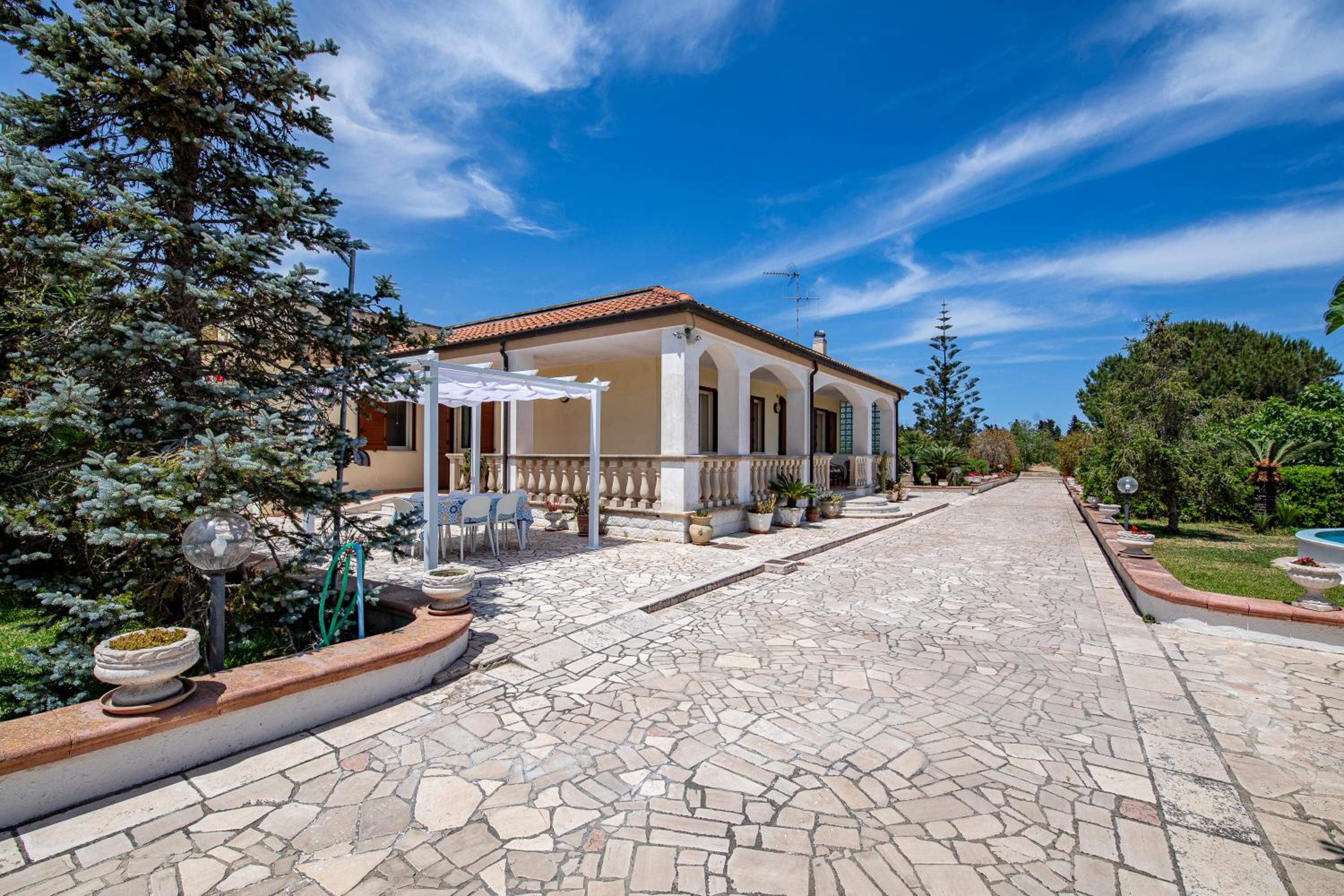 Villa Ester en Otranto — building