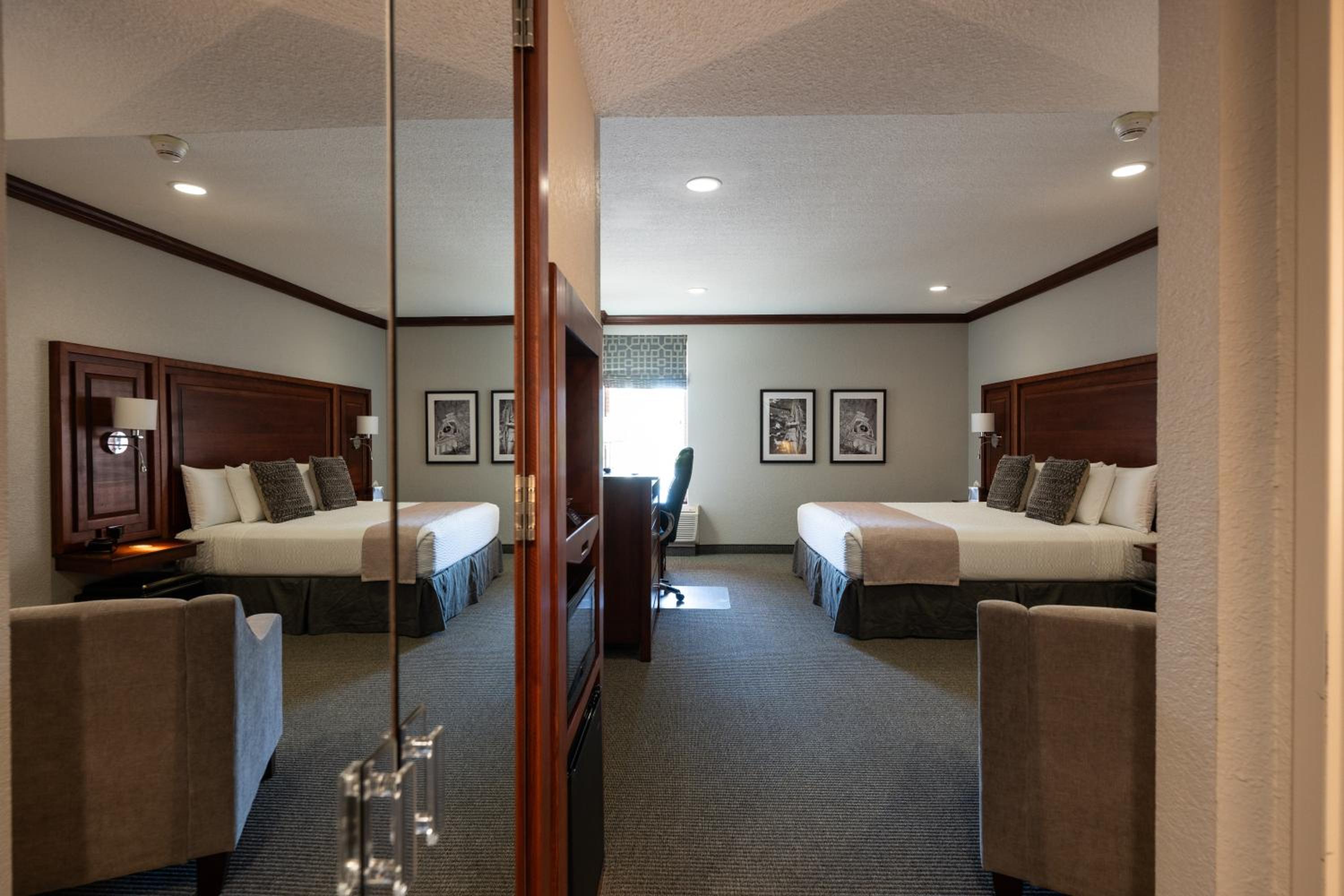 Hillsdale College Dow Hotel and Conference Center
